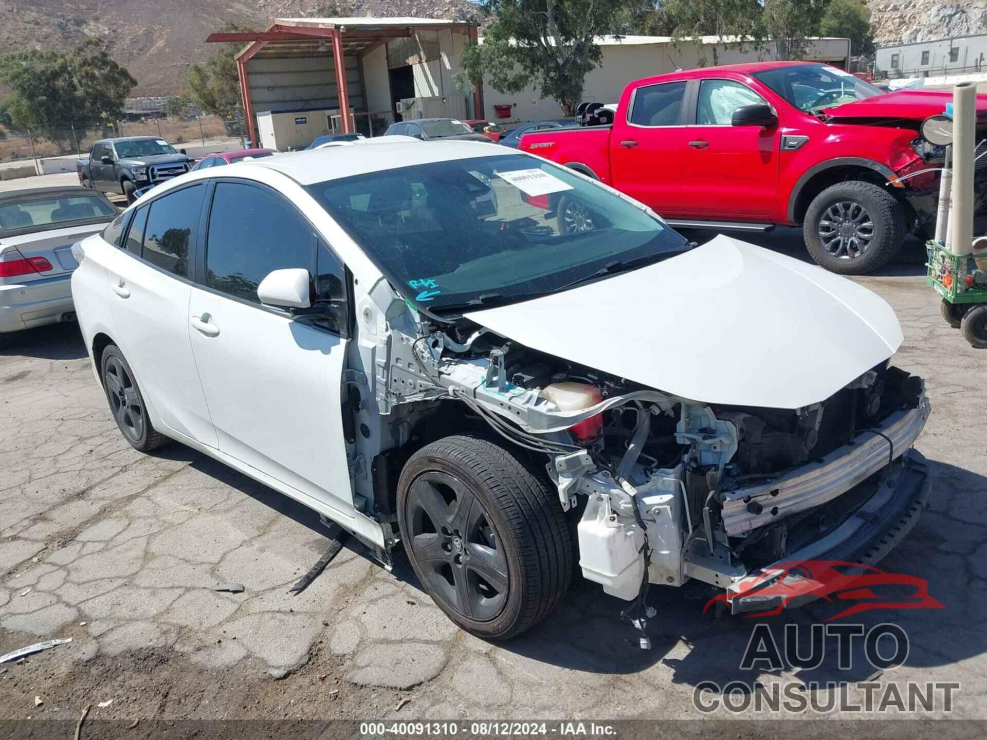 TOYOTA PRIUS 2018 - JTDKARFU6J3061700