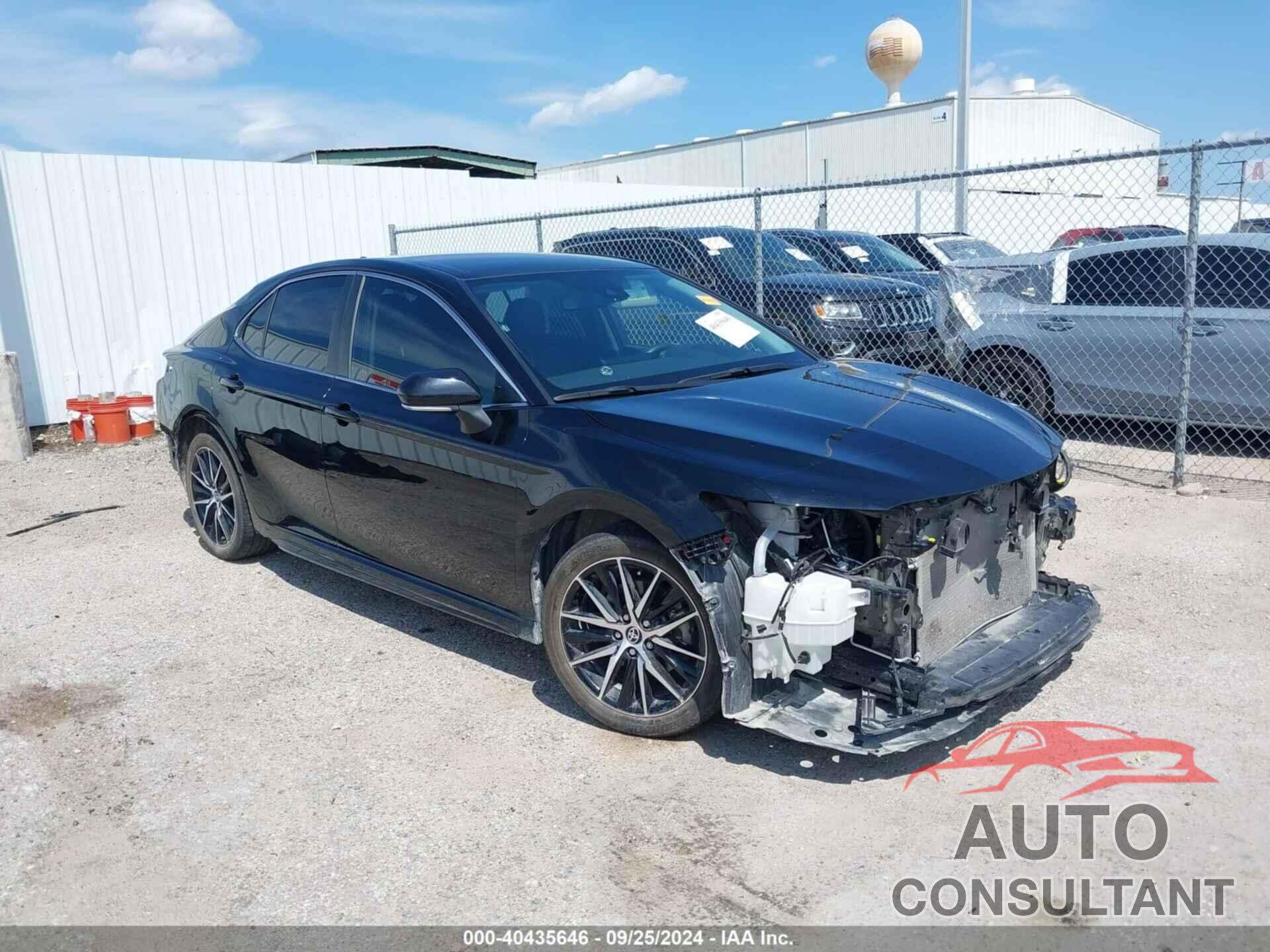 TOYOTA CAMRY 2023 - 4T1G11AK2PU791082