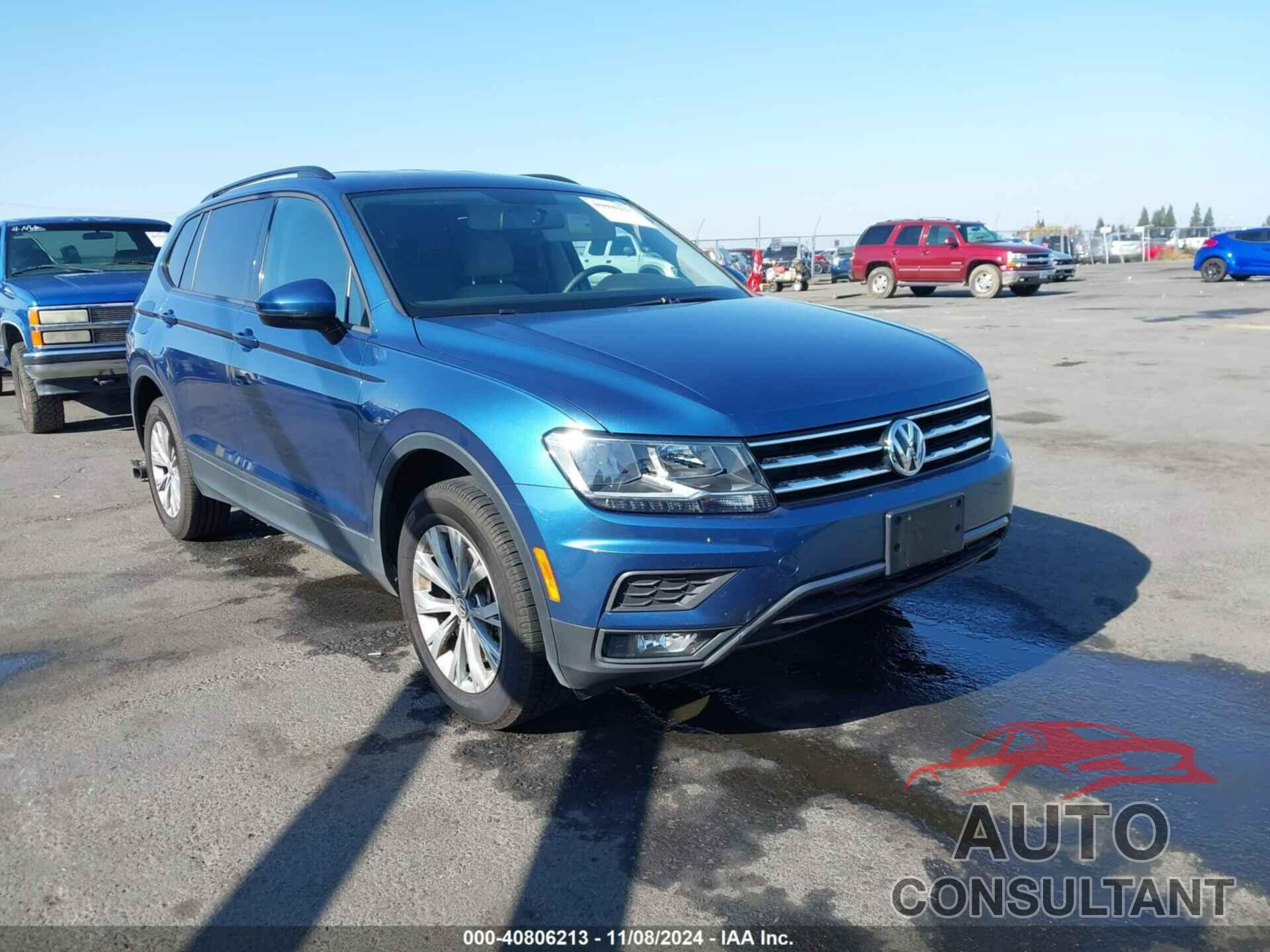 VOLKSWAGEN TIGUAN 2018 - 3VV0B7AX0JM019985