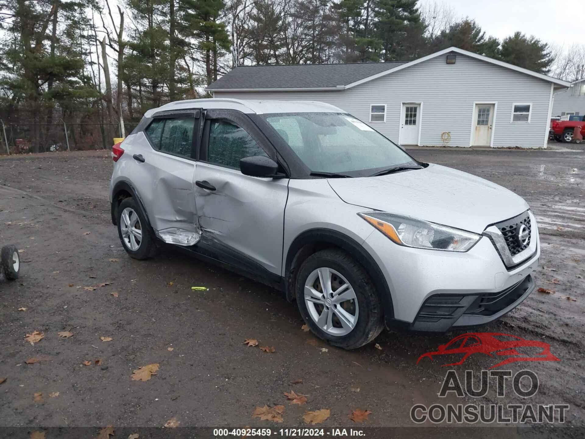 NISSAN KICKS 2018 - 3N1CP5CU2JL519482