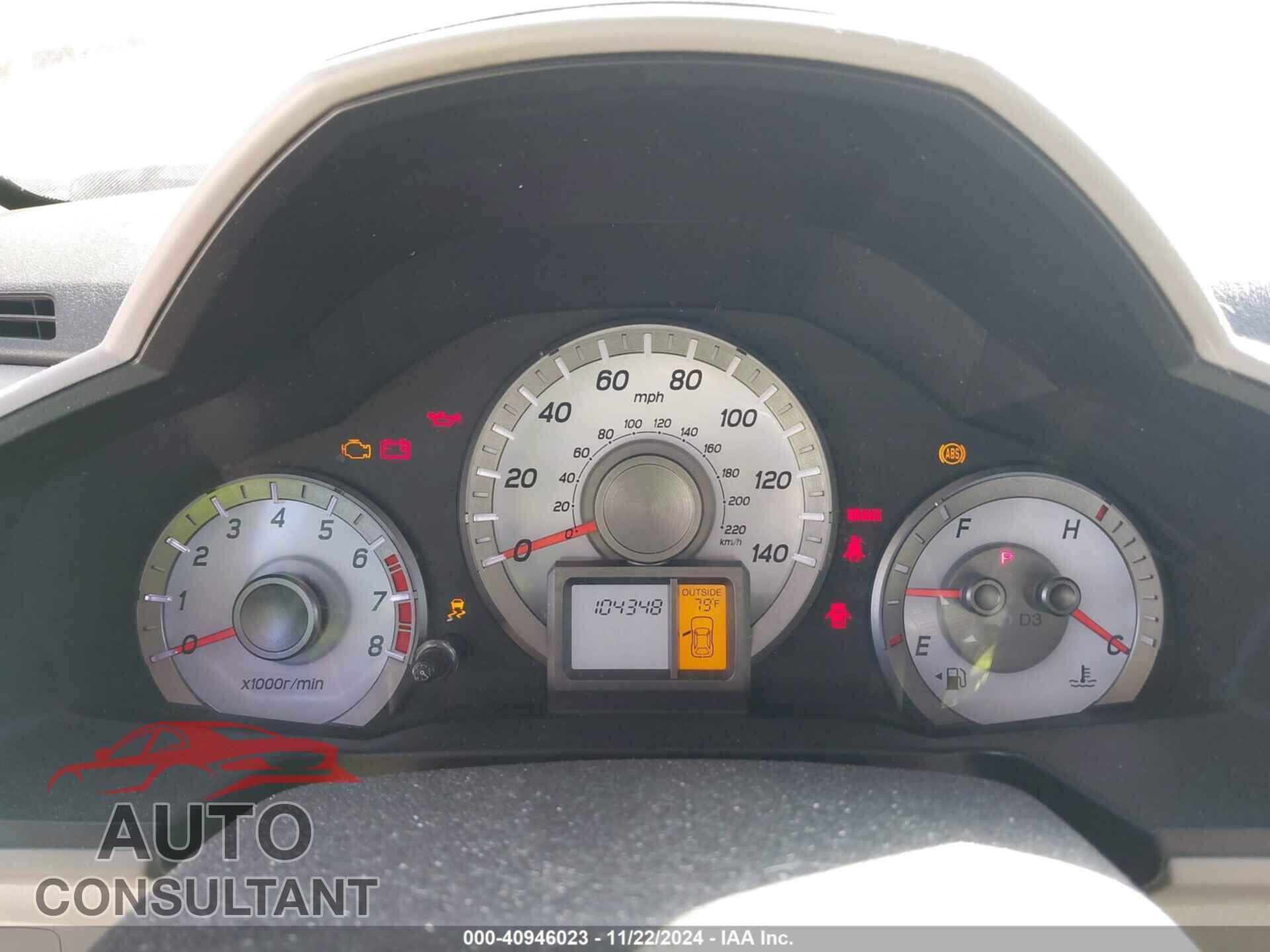 HONDA PILOT 2015 - 5FNYF4H52FB045184