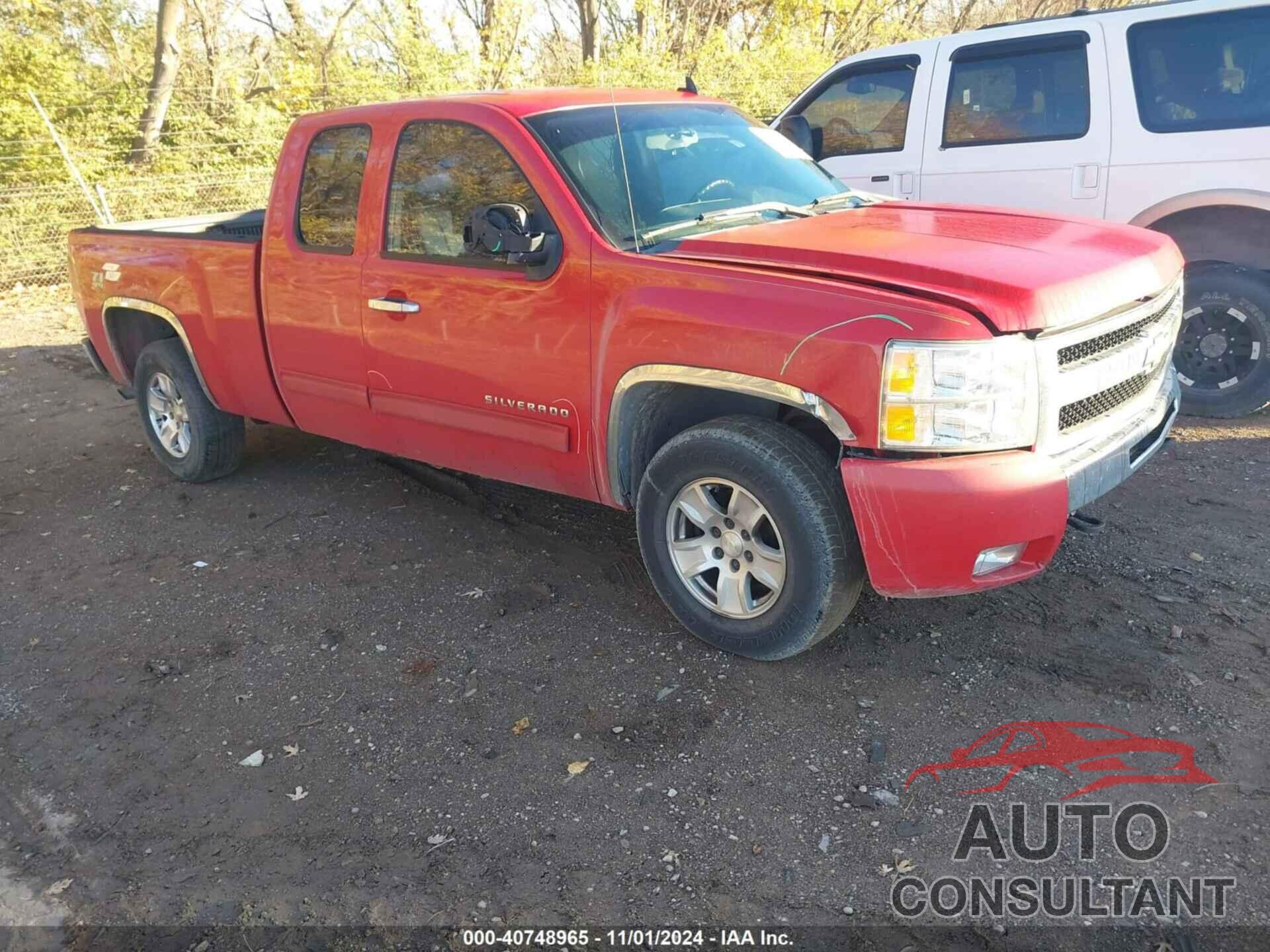 CHEVROLET SILVERADO 1500 2011 - 1GCRKSE39BZ194462