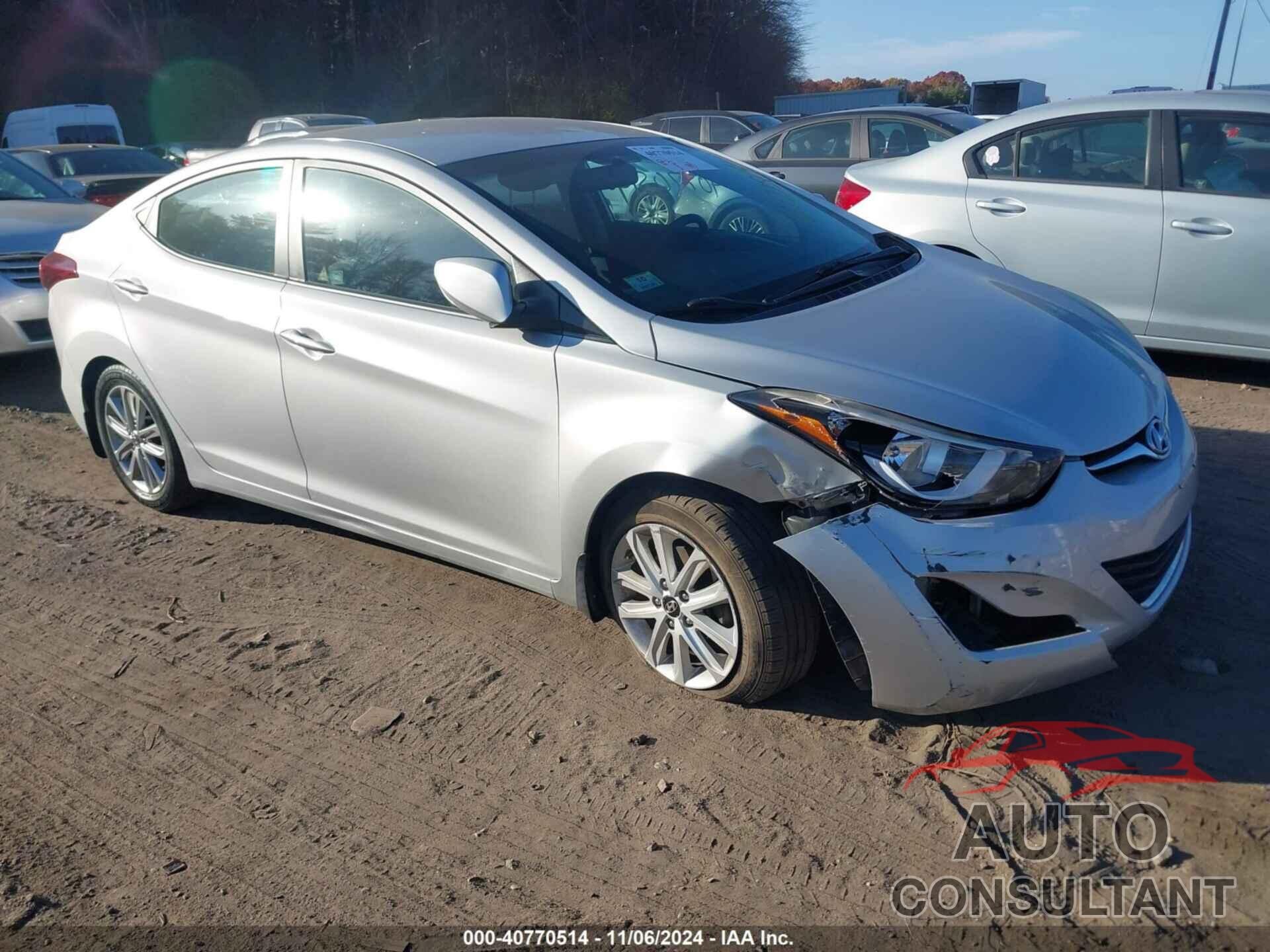 HYUNDAI ELANTRA 2015 - KMHDH4AE8FU415091