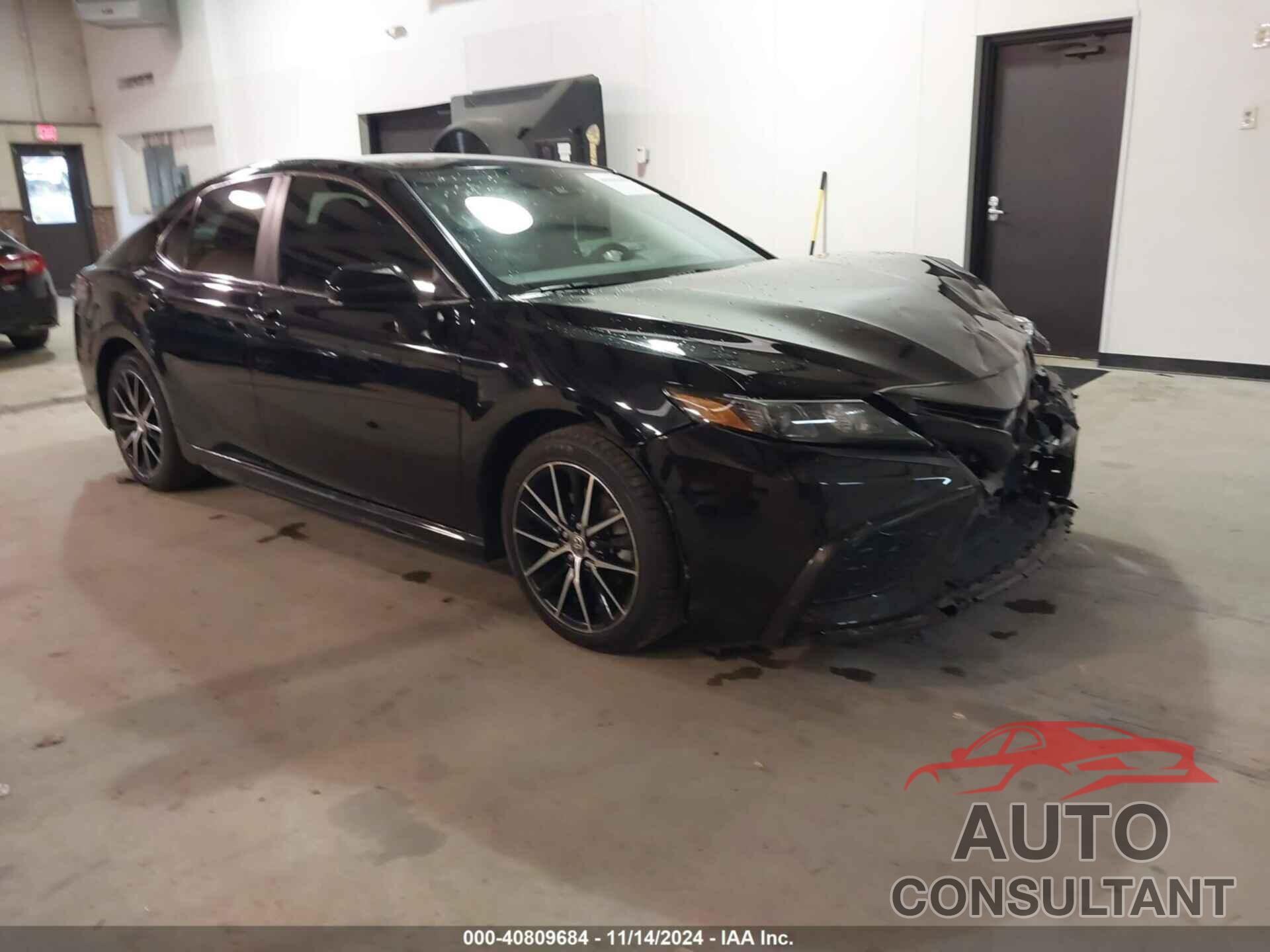 TOYOTA CAMRY 2021 - 4T1G11AK4MU520164