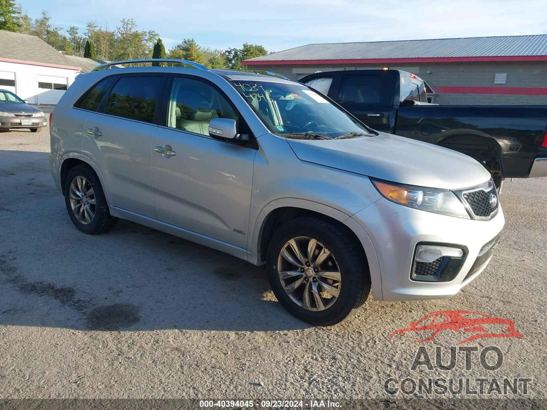 KIA SORENTO 2013 - 5XYKWDA28DG389033