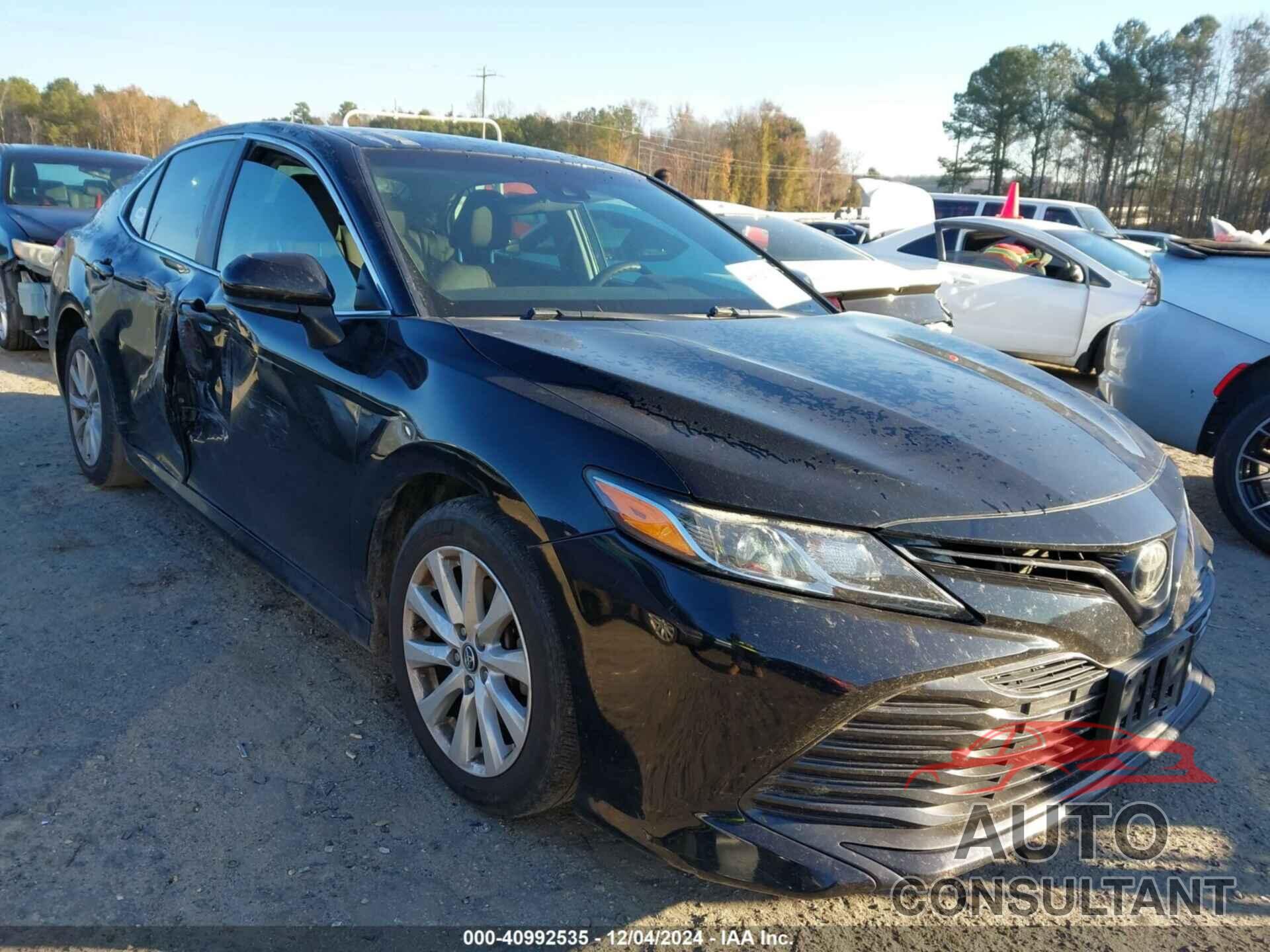 TOYOTA CAMRY 2018 - 4T1B11HK5JU624903