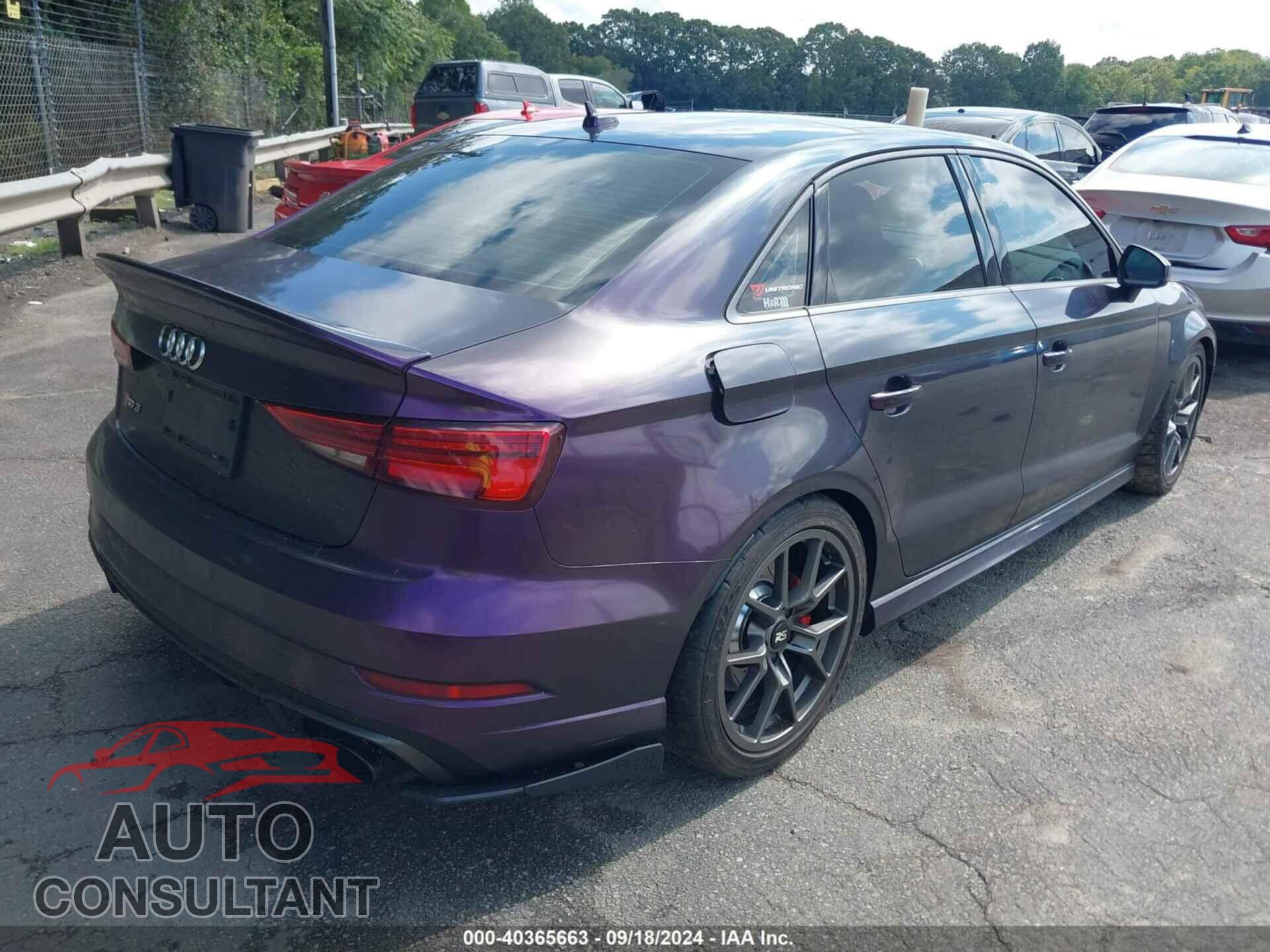AUDI RS 3 2017 - WUABWGFF8H1900357