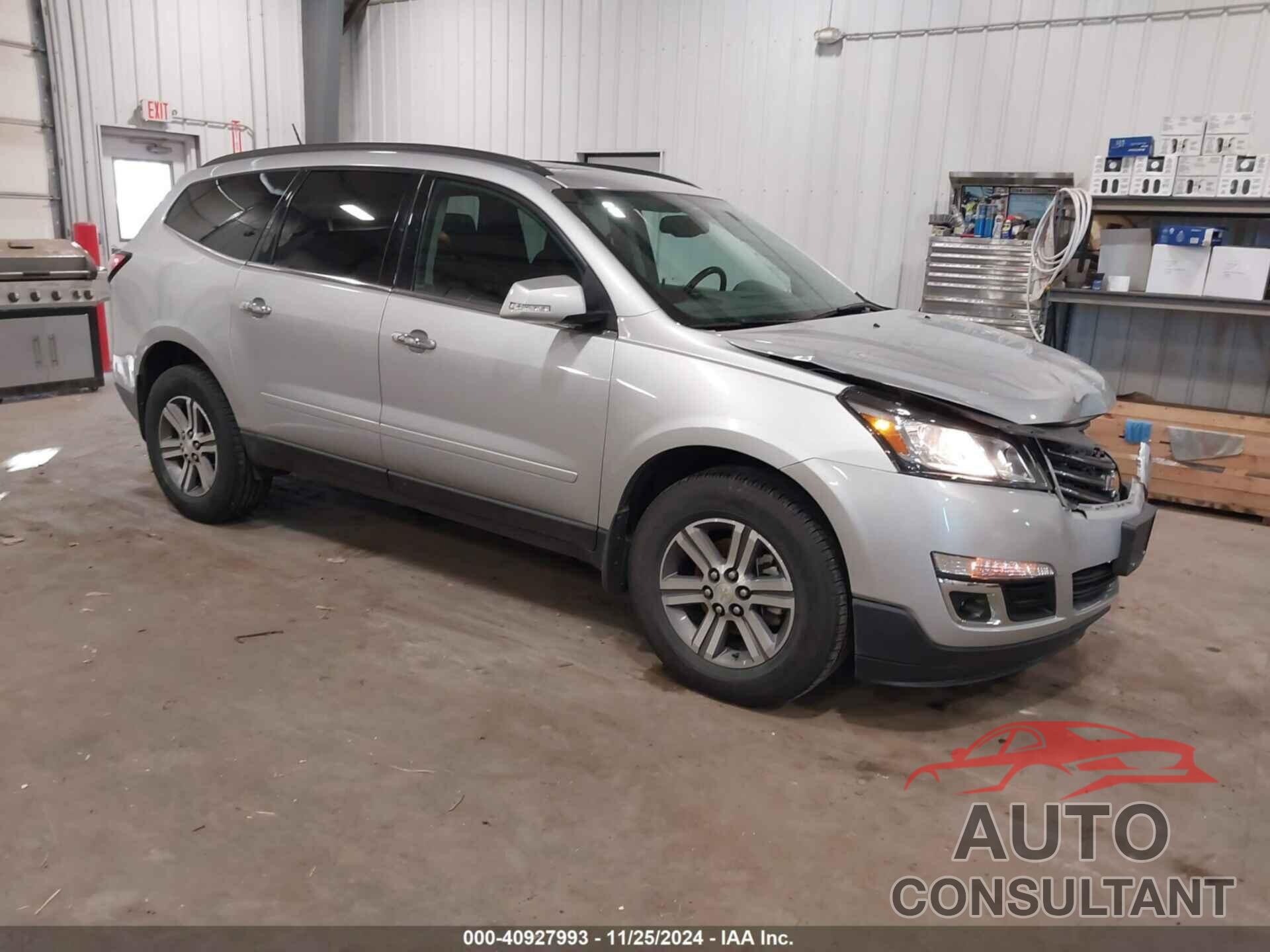 CHEVROLET TRAVERSE 2017 - 1GNKVHKD1HJ124302