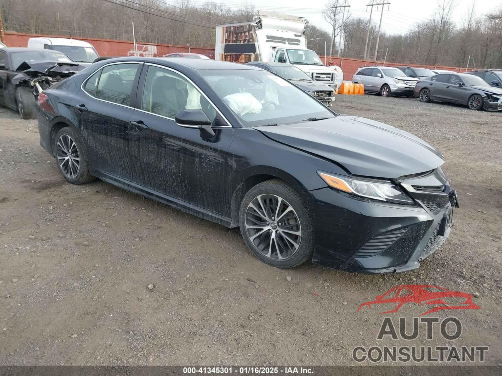 TOYOTA CAMRY 2018 - JTNB11HK4J3039574