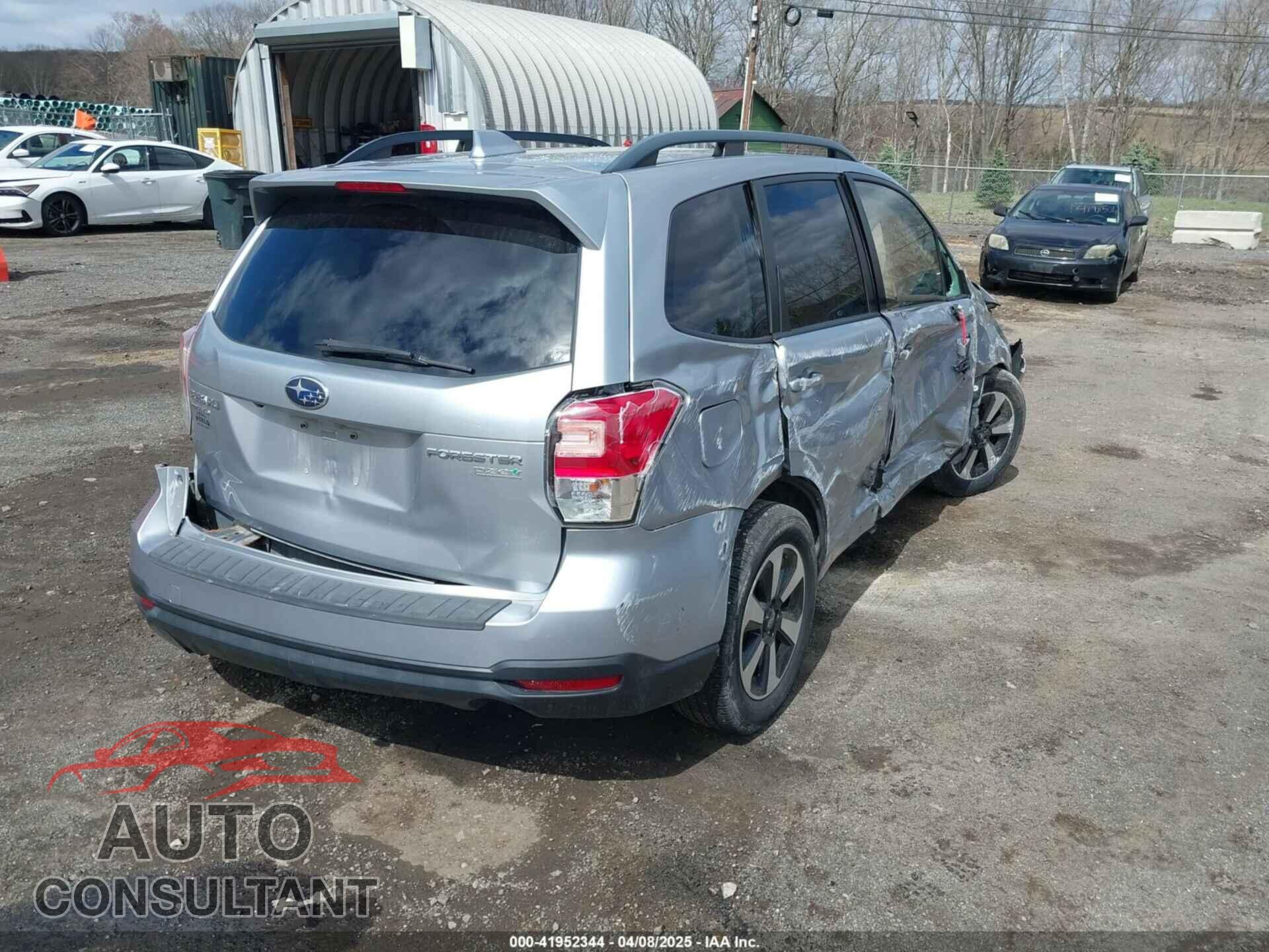 SUBARU FORESTER 2017 - JF2SJAEC2HH414085
