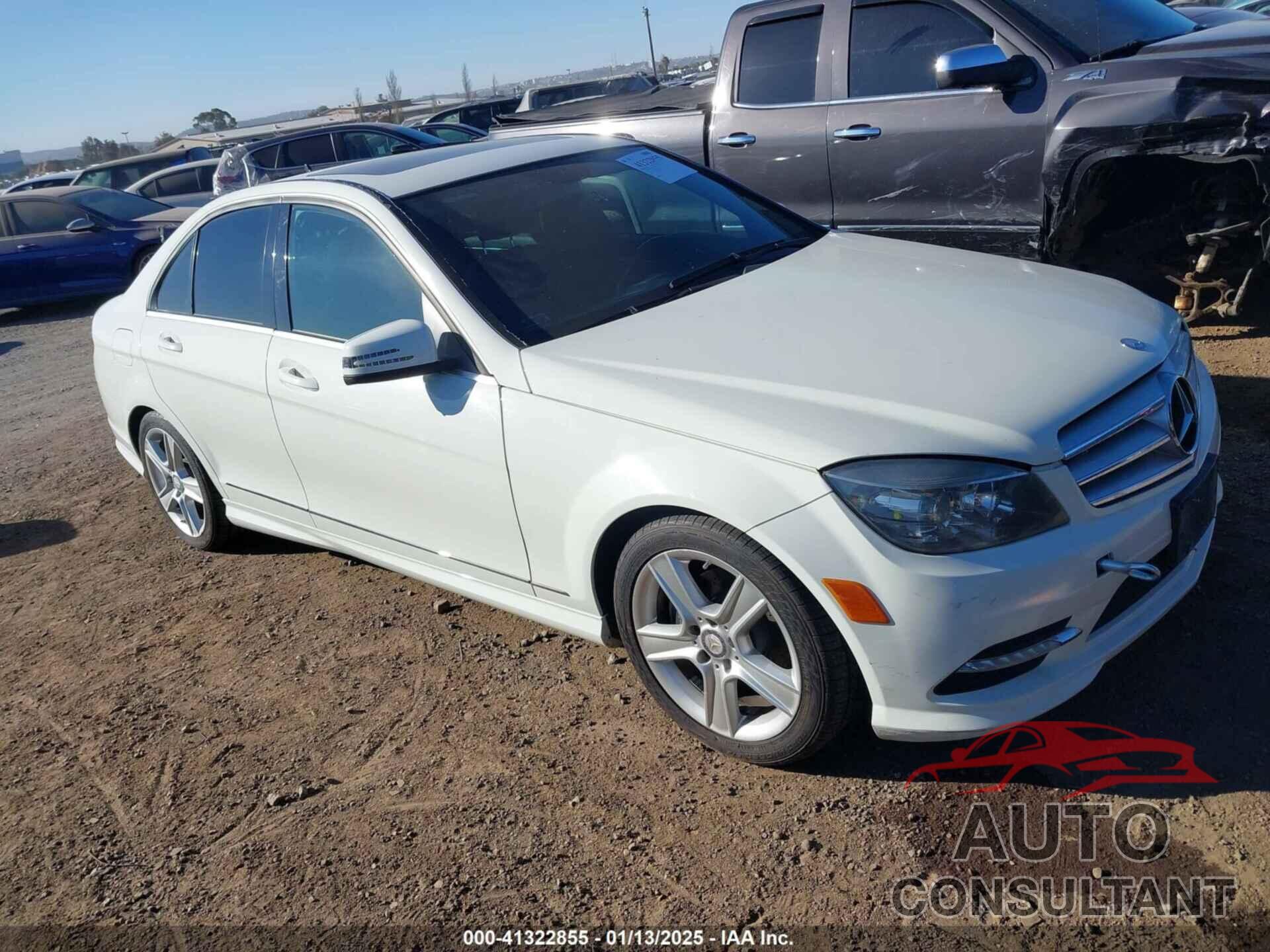 MERCEDES-BENZ C 300 2011 - WDDGF5EB8BA523810