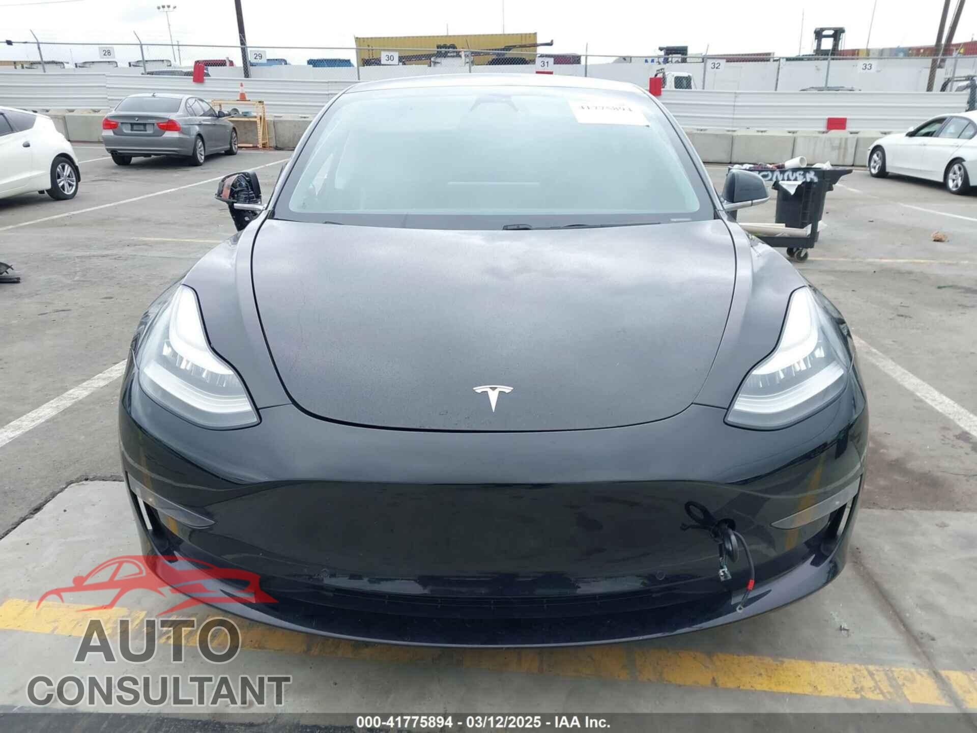 TESLA MODEL 3 2019 - 5YJ3E1EB2KF451692