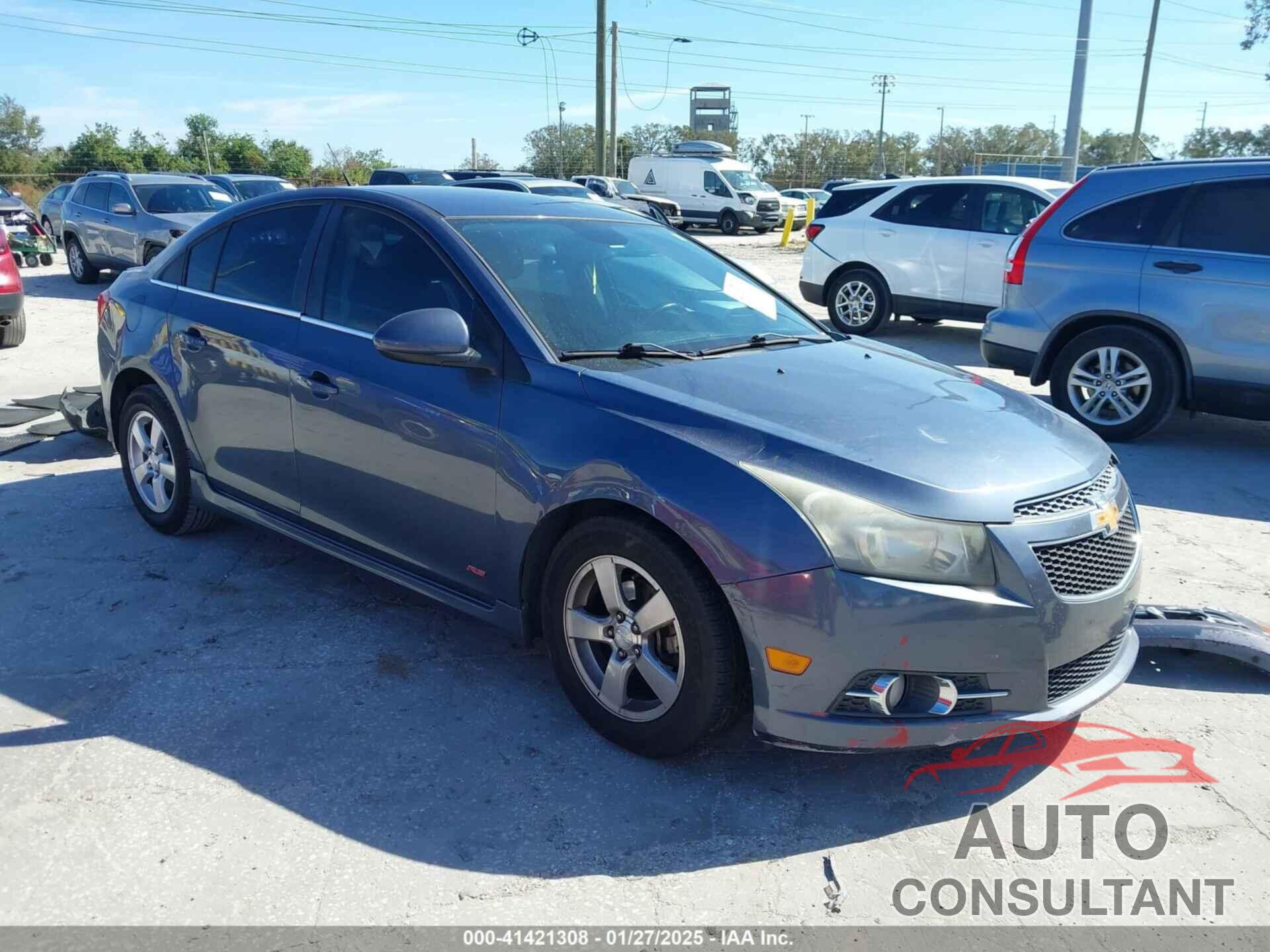 CHEVROLET CRUZE 2013 - 1G1PC5SB5D7270798