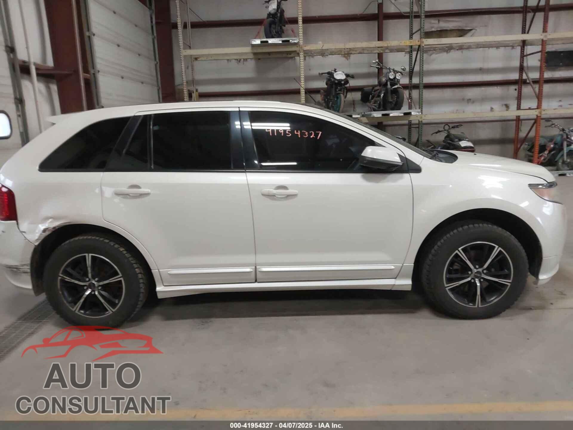 FORD EDGE 2011 - 2FMDK4AK5BBB45566