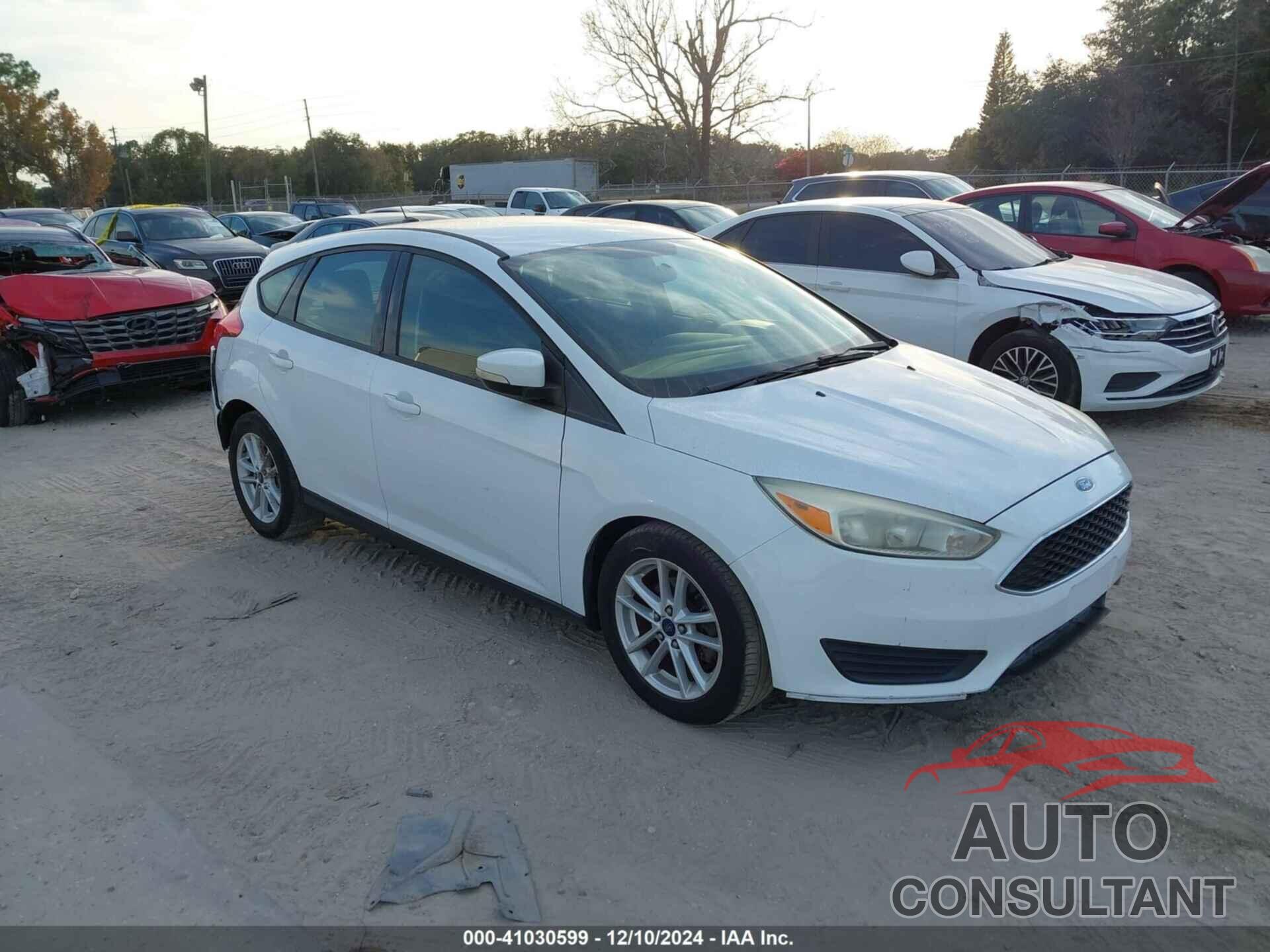 FORD FOCUS 2015 - 1FADP3K22FL259583