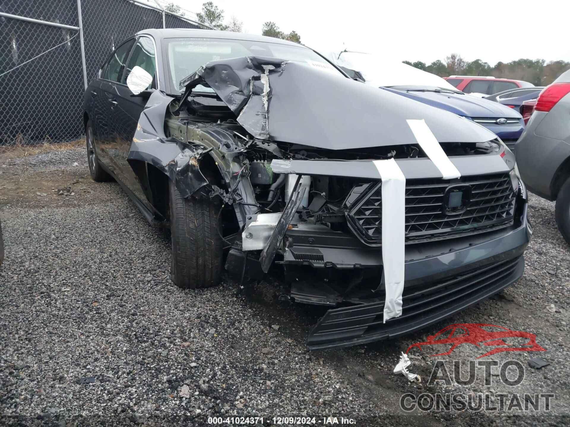 HONDA ACCORD 2024 - 1HGCY1F35RA061561