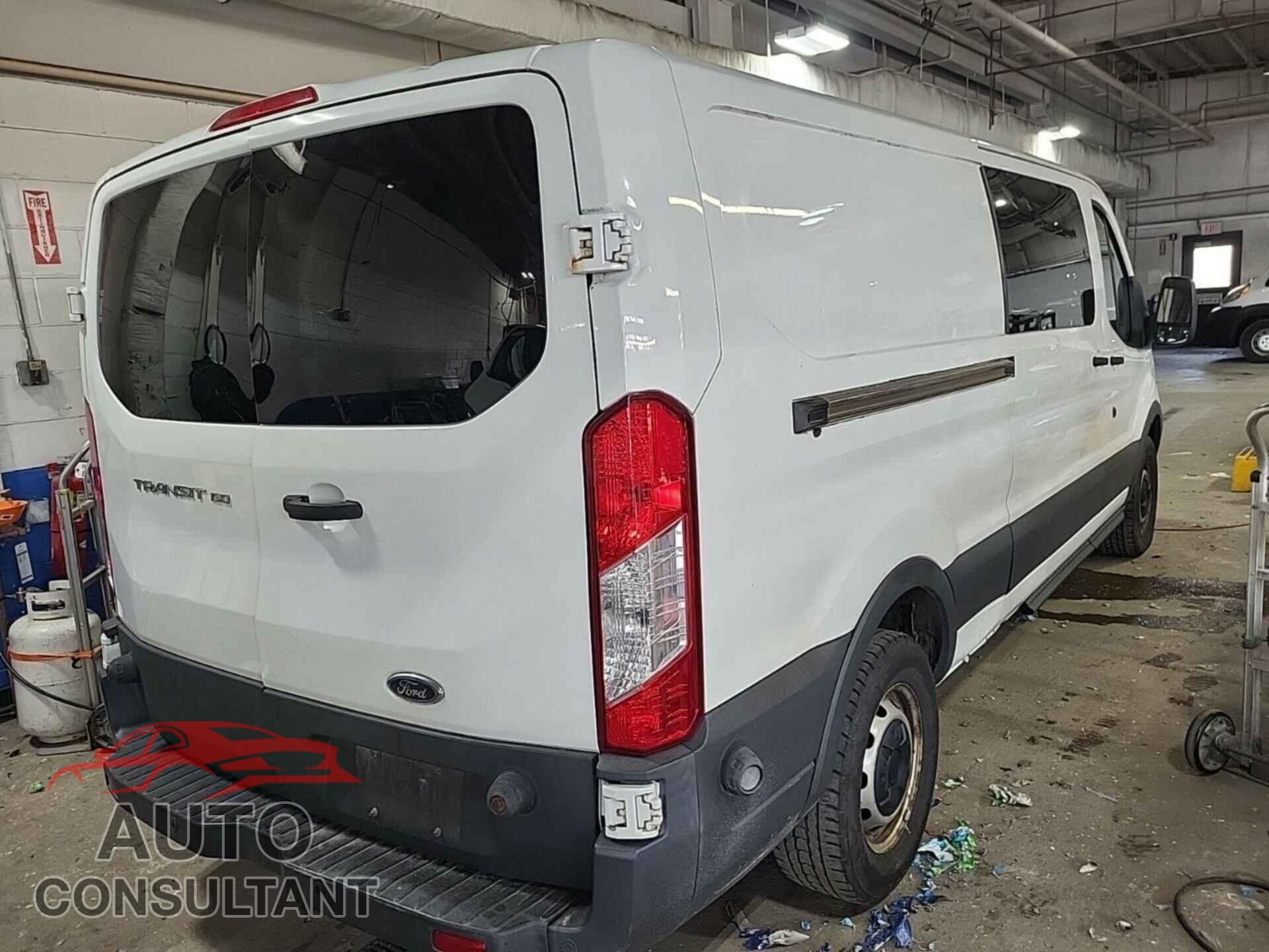 FORD TRANSIT 2015 - 1FTNE2YM3FKA42475