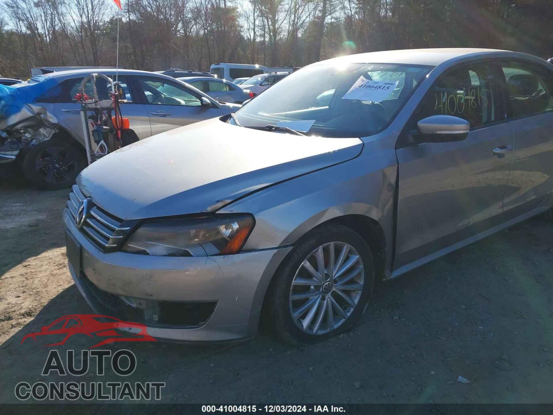 VOLKSWAGEN PASSAT 2014 - 1VWAP7A30EC008863