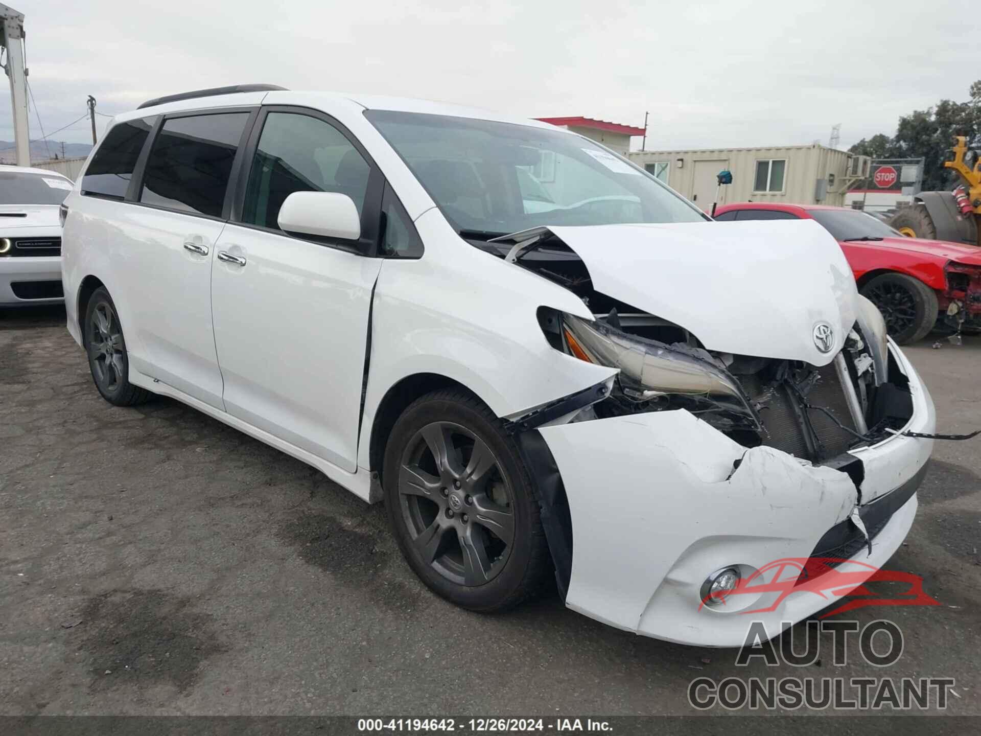 TOYOTA SIENNA 2017 - 5TDXZ3DC5HS767636