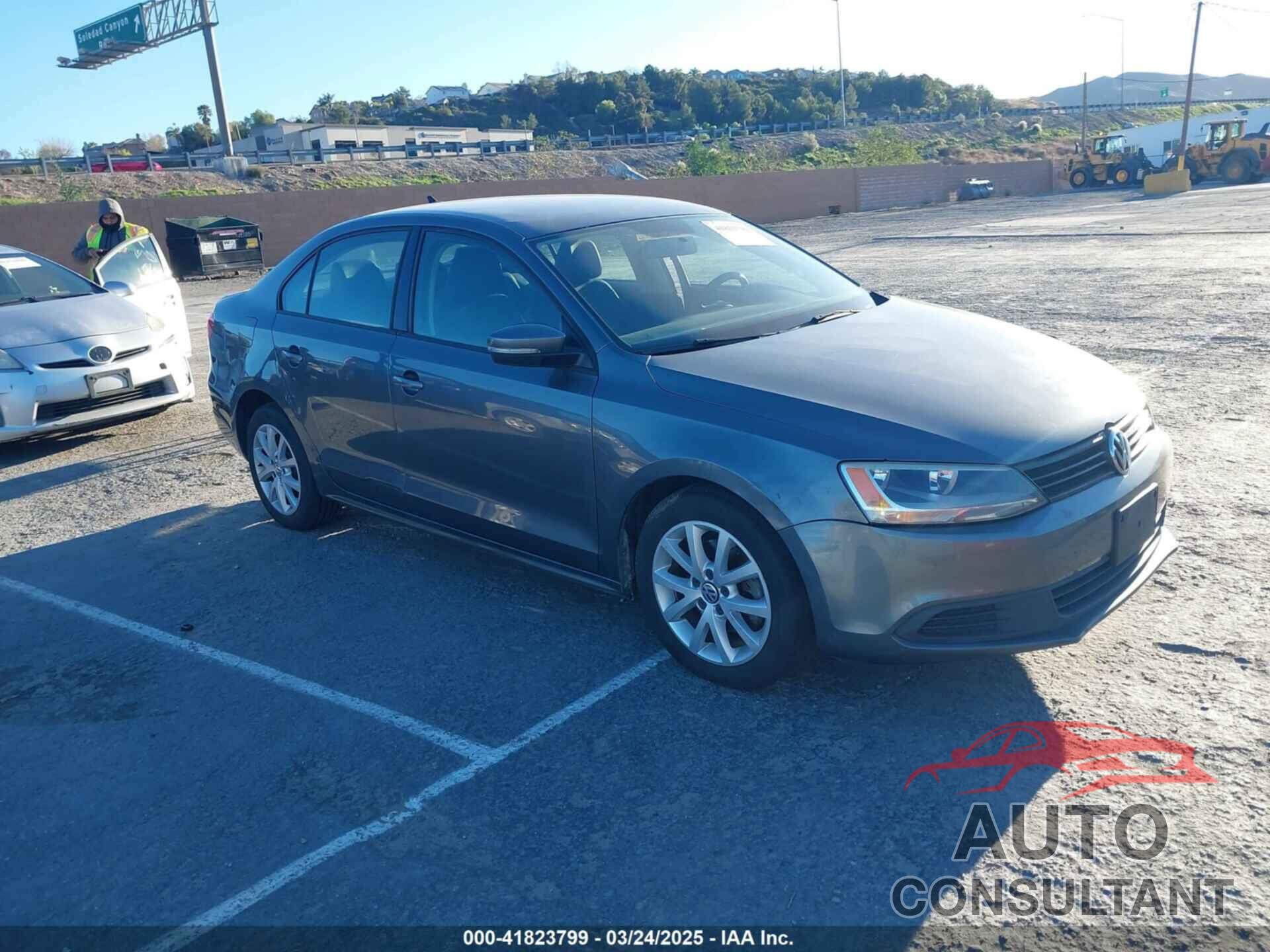VOLKSWAGEN JETTA 2012 - 3VWDX7AJ7CM412976