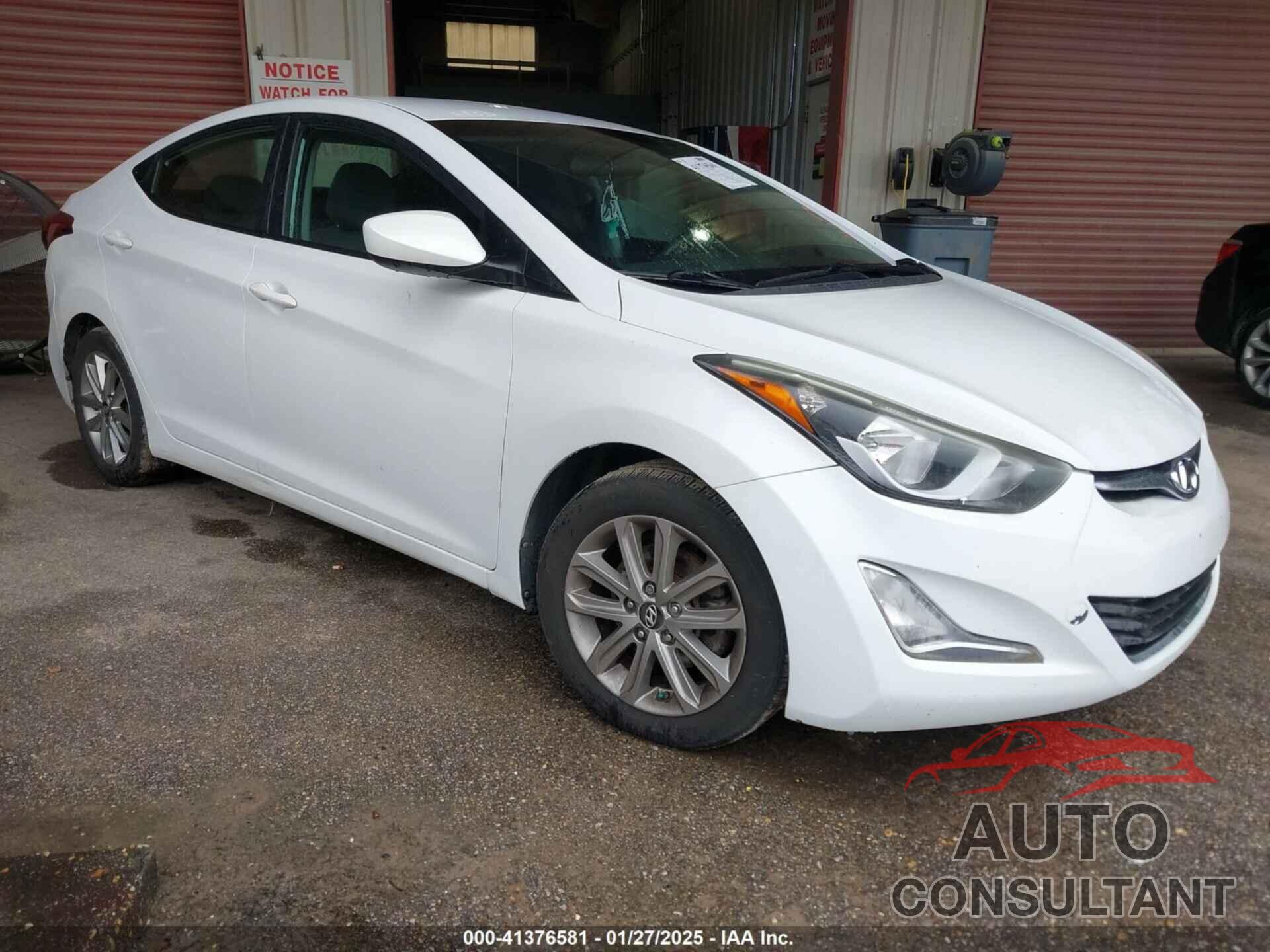 HYUNDAI ELANTRA 2015 - 5NPDH4AE8FH582968