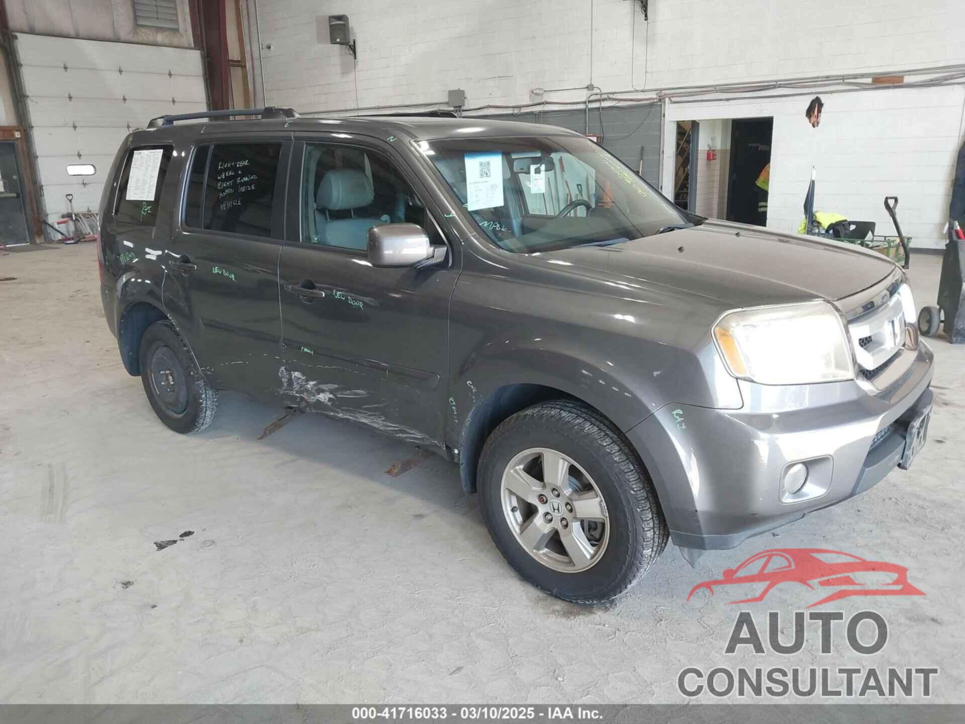 HONDA PILOT 2011 - 5FNYF4H58BB095971