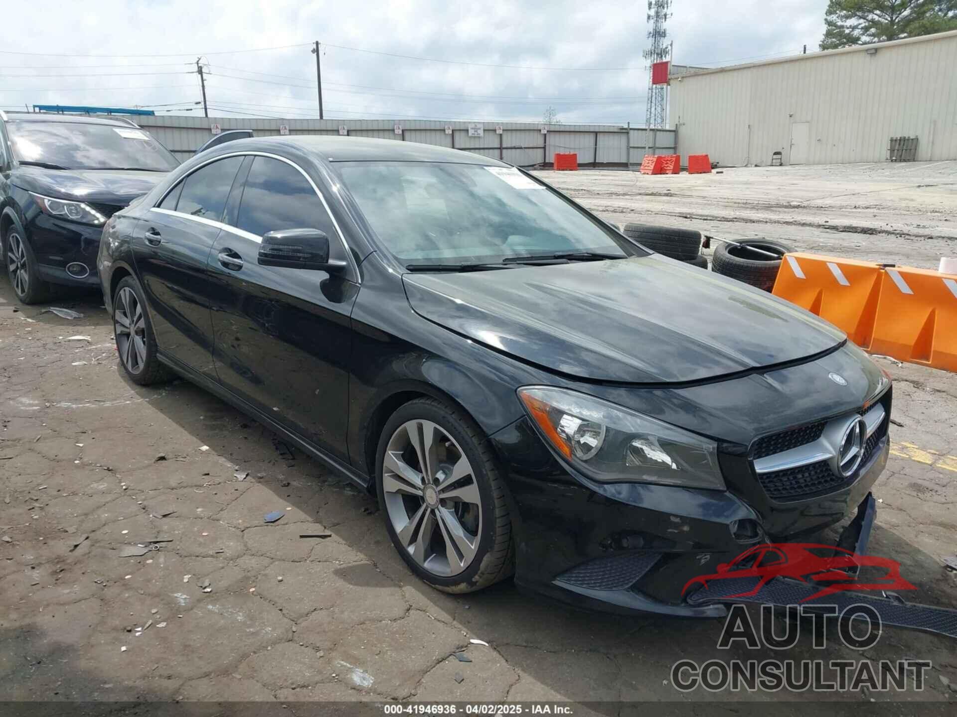 MERCEDES-BENZ CLA 250 2015 - WDDSJ4EB1FN264871