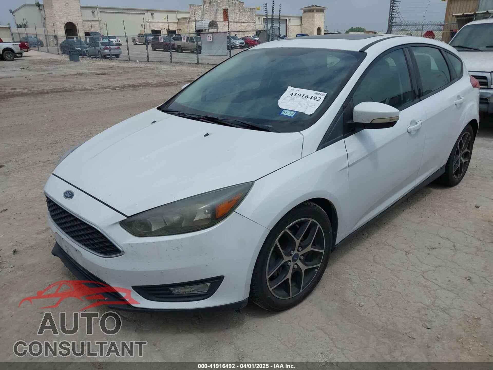 FORD FOCUS 2017 - 1FADP3M24HL342397