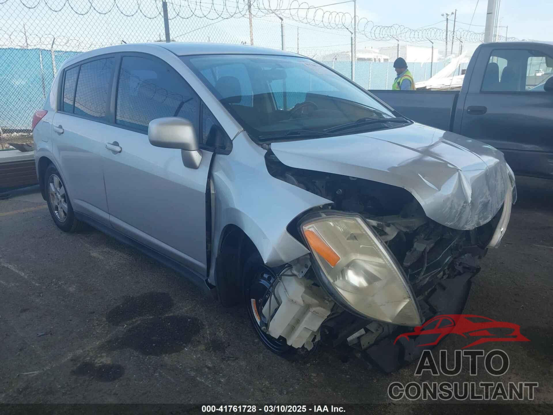NISSAN VERSA 2009 - 3N1BC13E29L406619