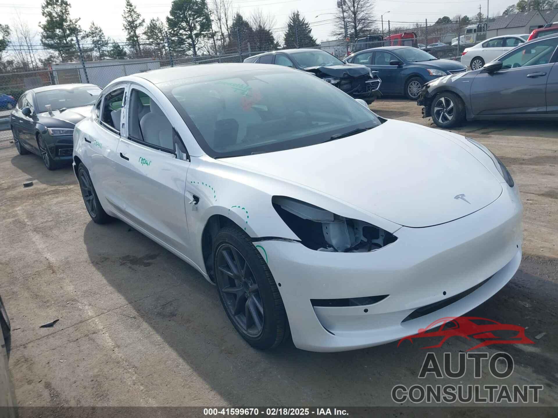TESLA MODEL 3 2021 - 5YJ3E1EAXMF090805