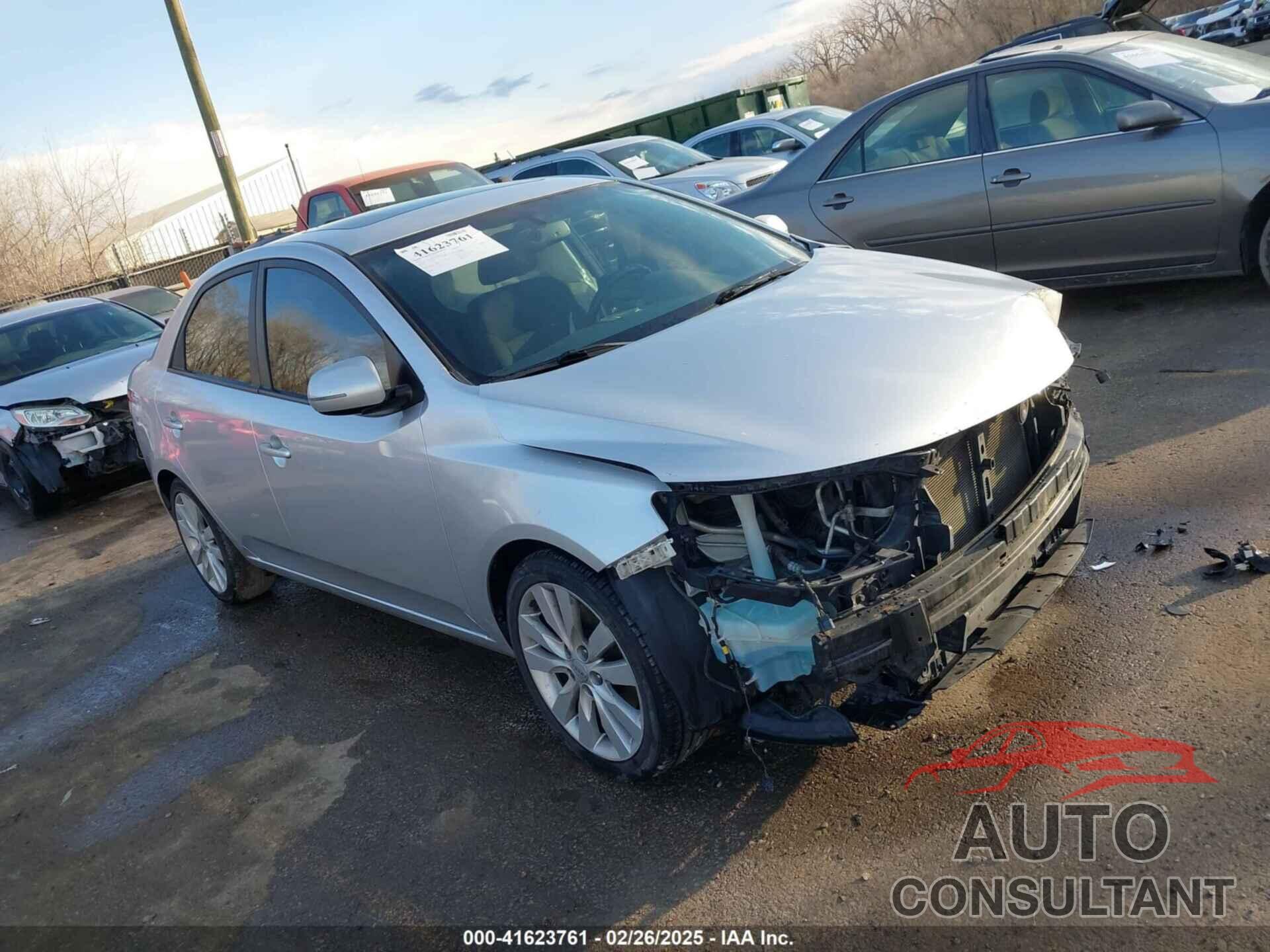 KIA FORTE 2011 - KNAFW4A33B5333286