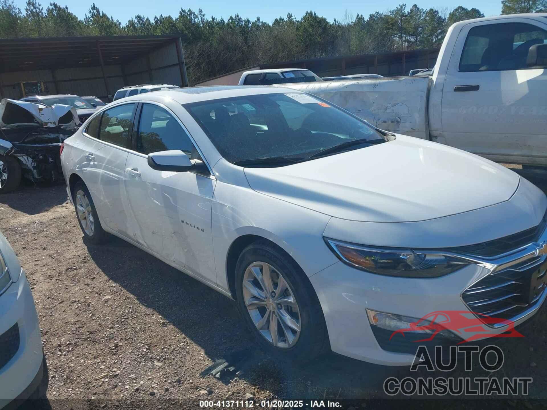 CHEVROLET MALIBU 2023 - 1G1ZD5ST4PF214473