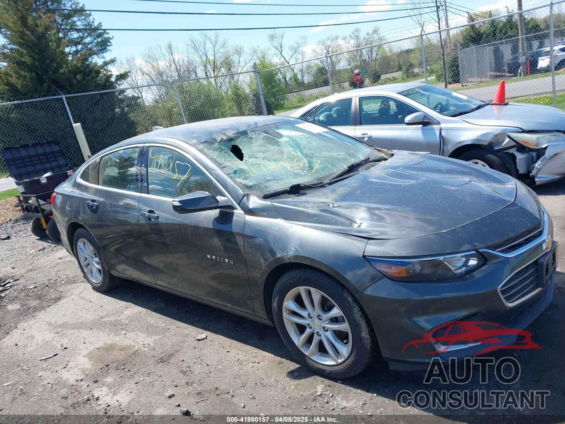CHEVROLET MALIBU 2018 - 1G1ZD5STXJF229423