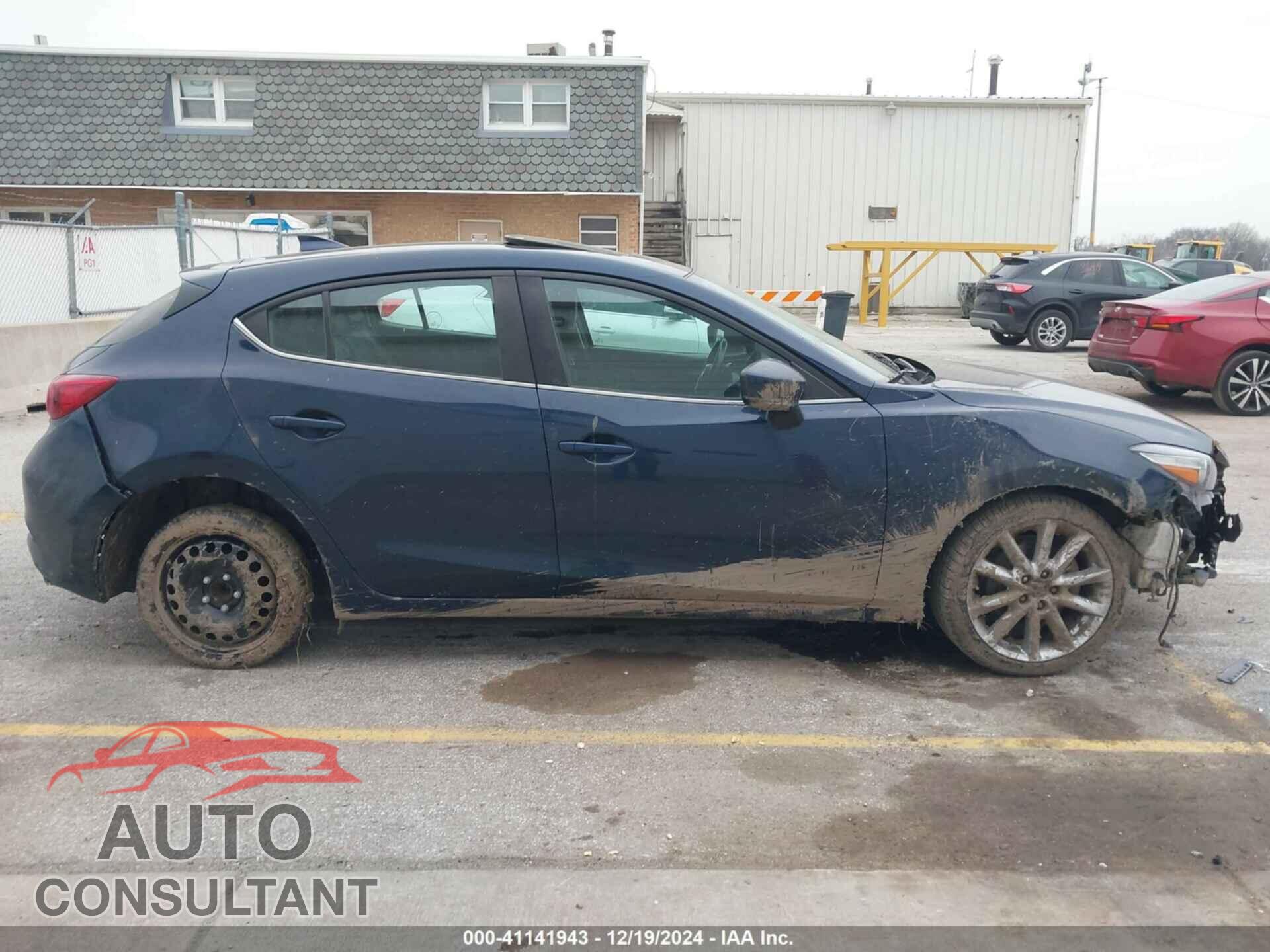 MAZDA MAZDA3 2017 - 3MZBN1M32HM134924