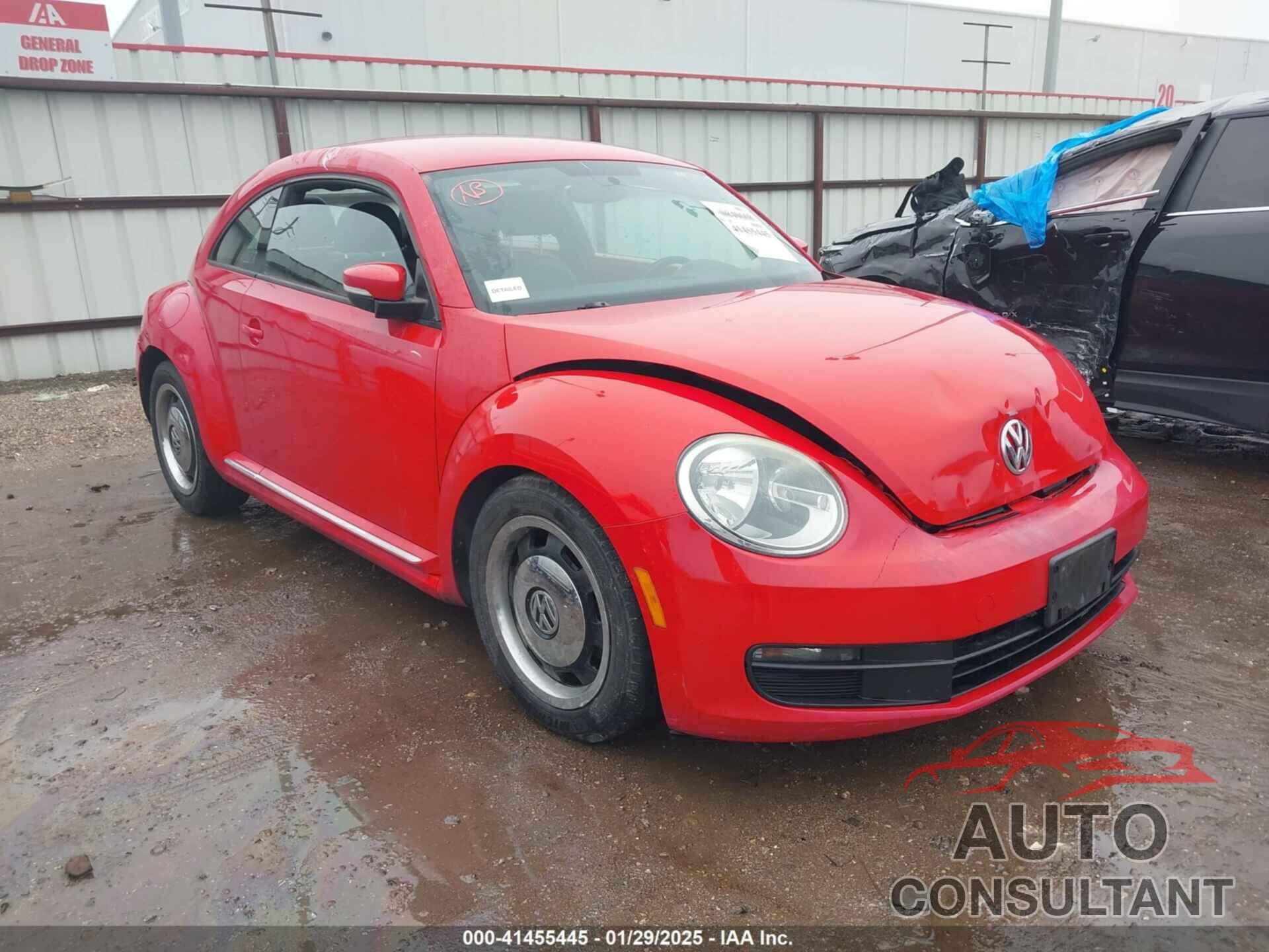 VOLKSWAGEN BEETLE 2012 - 3VWJX7AT4CM639899