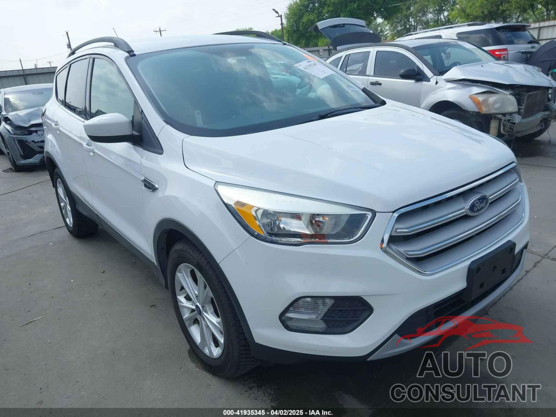 FORD ESCAPE 2018 - 1FMCU0GD4JUD19983