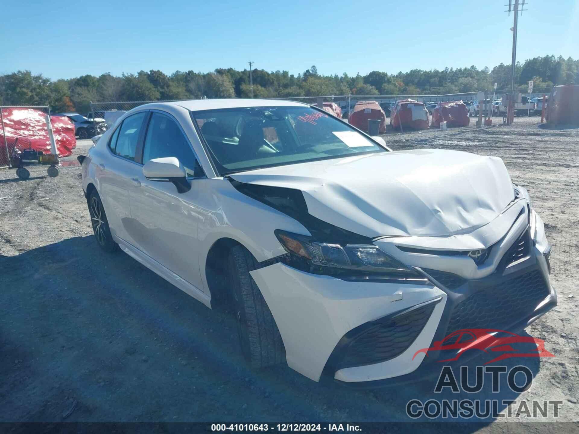 TOYOTA CAMRY 2023 - 4T1G11AK0PU182492