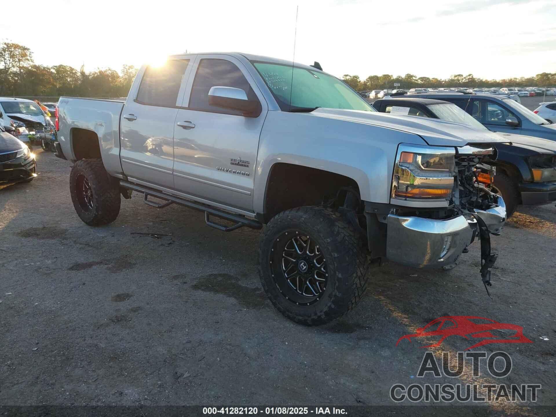 CHEVROLET SILVERADO 1500 2017 - 3GCUKREC9HG150974