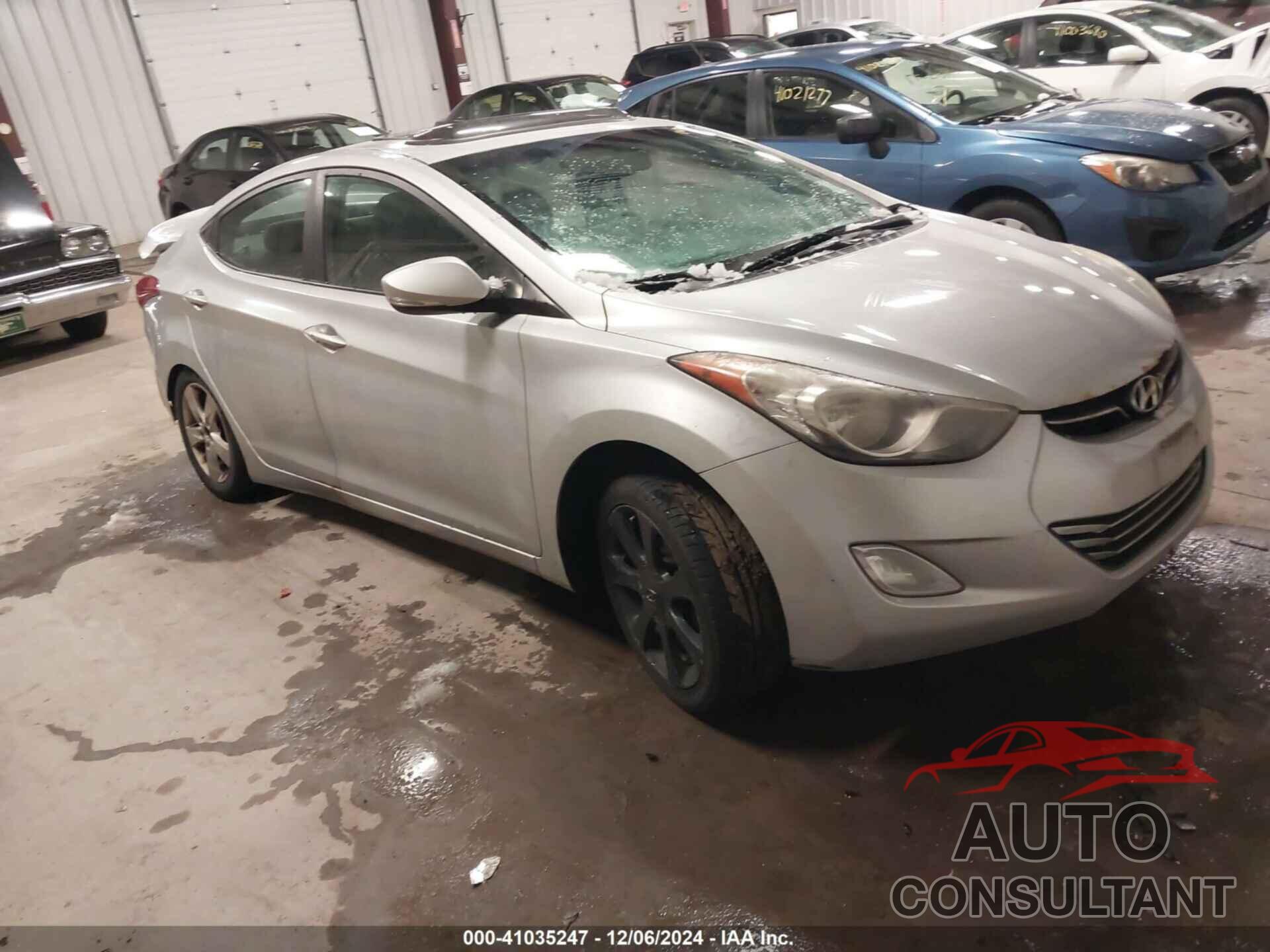 HYUNDAI ELANTRA 2013 - KMHDH4AE7DU992711