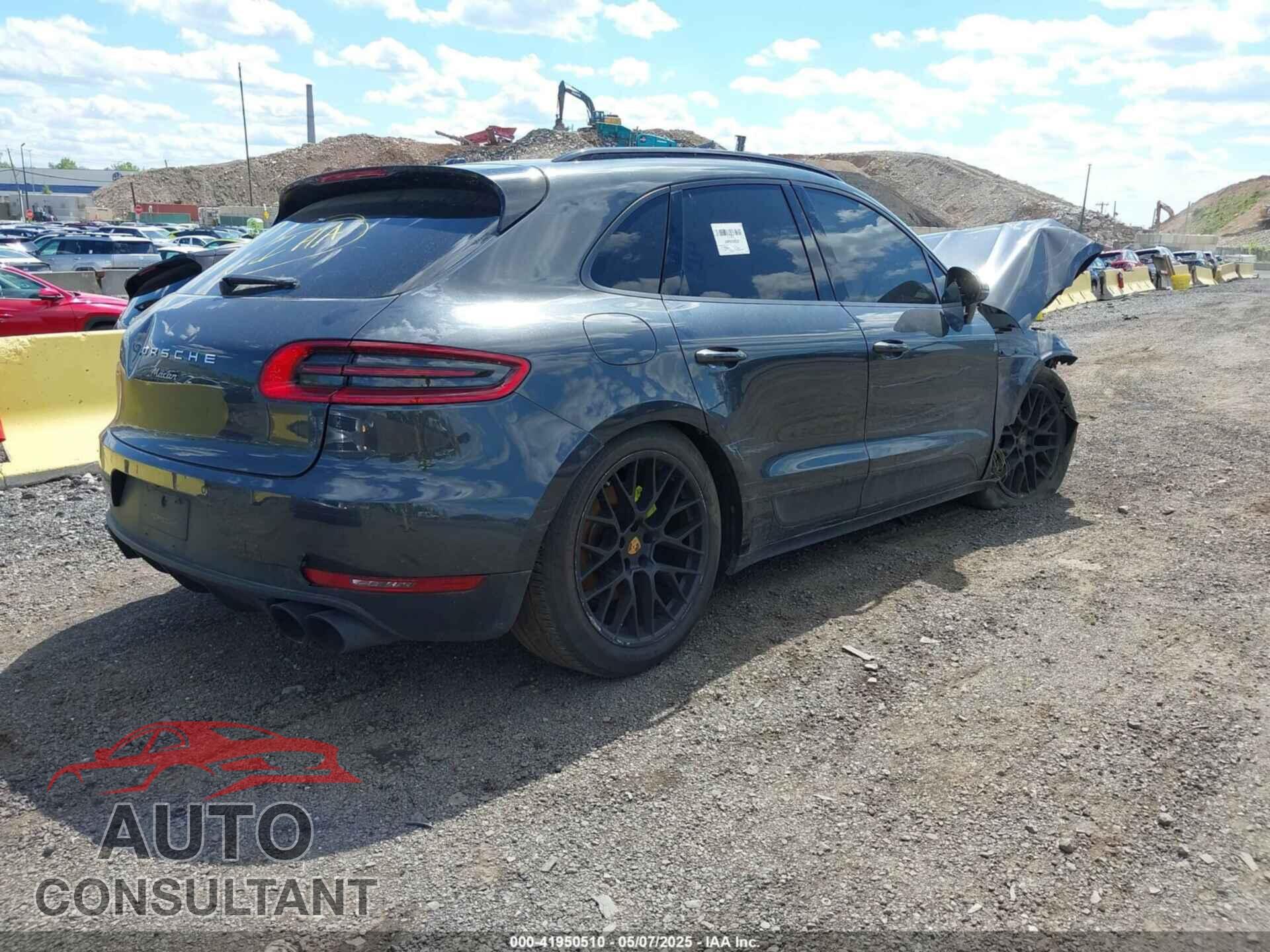 PORSCHE MACAN 2018 - WP1AA2A59JLB23012
