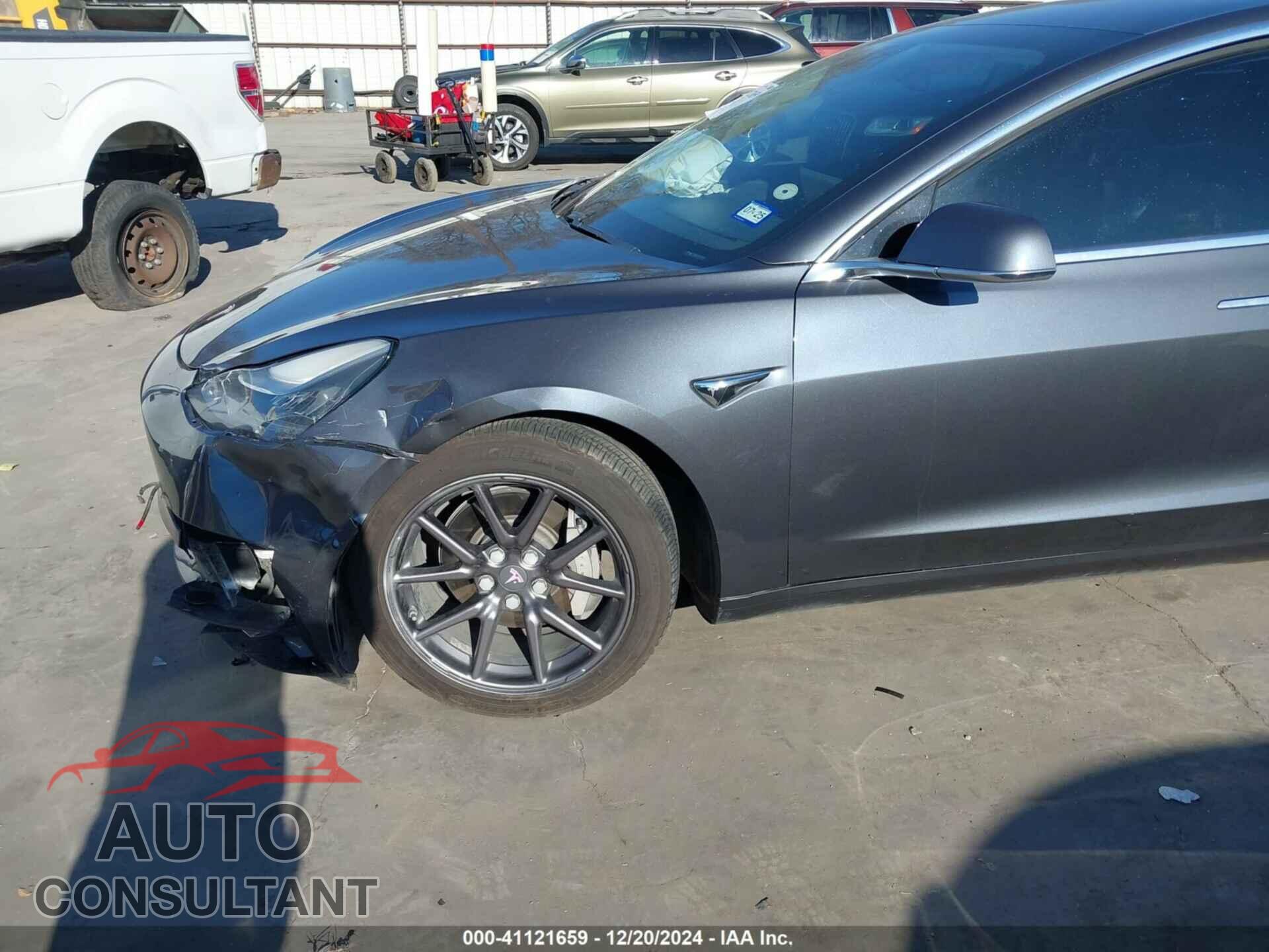 TESLA MODEL 3 2018 - 5YJ3E1EB2JF128922