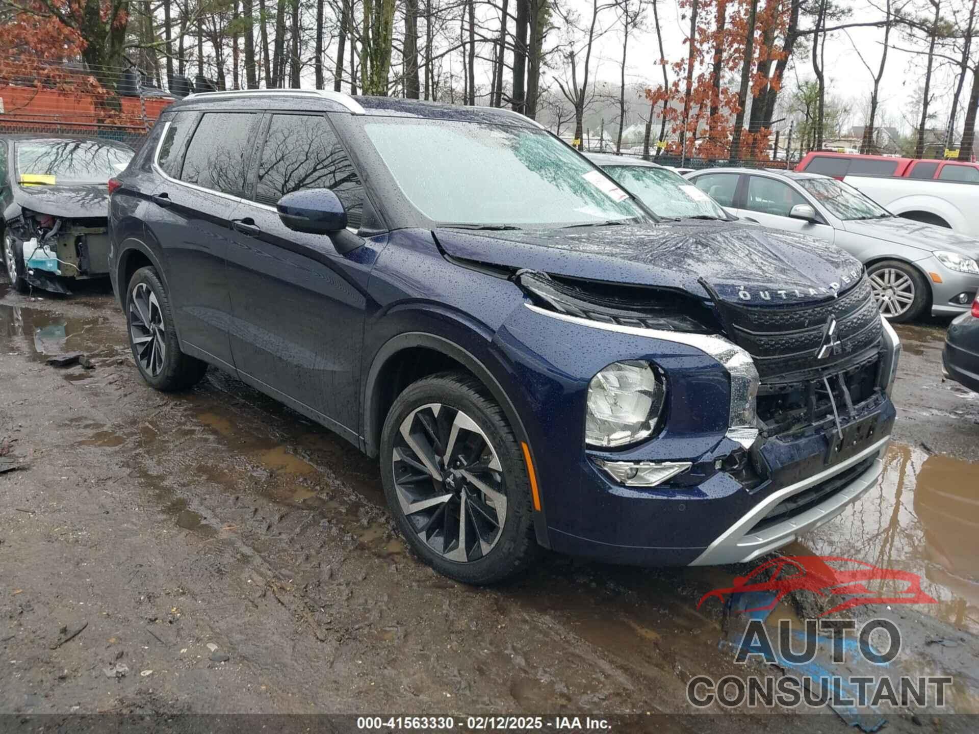 MITSUBISHI OUTLANDER 2024 - JA4J3WA82RZ012673