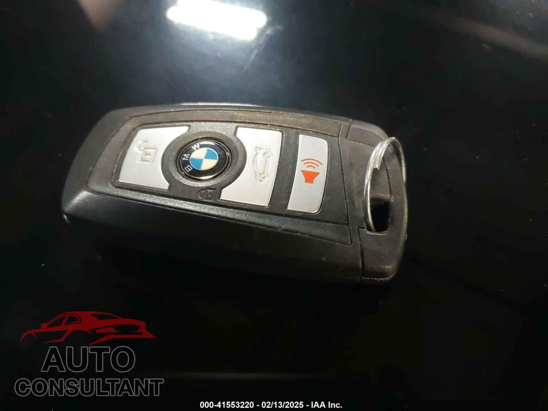 BMW 320I 2016 - WBA8E5G5XGNU20717