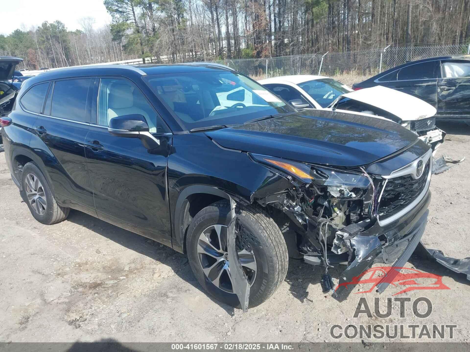 TOYOTA HIGHLANDER 2022 - 5TDGZRAH4NS548942
