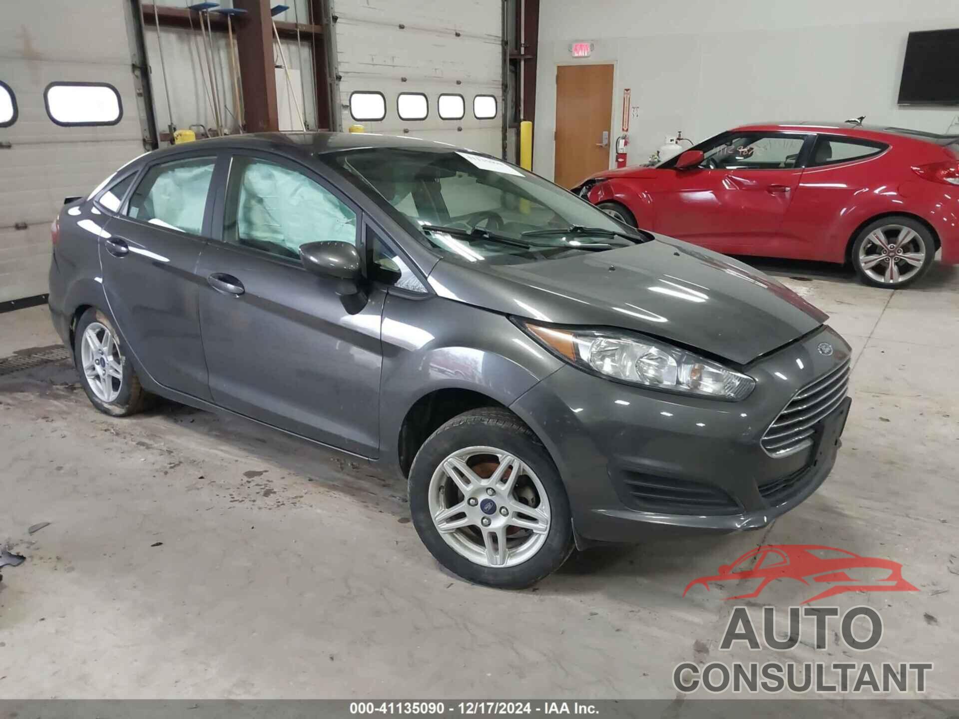 FORD FIESTA 2019 - 3FADP4BJ9KM104373