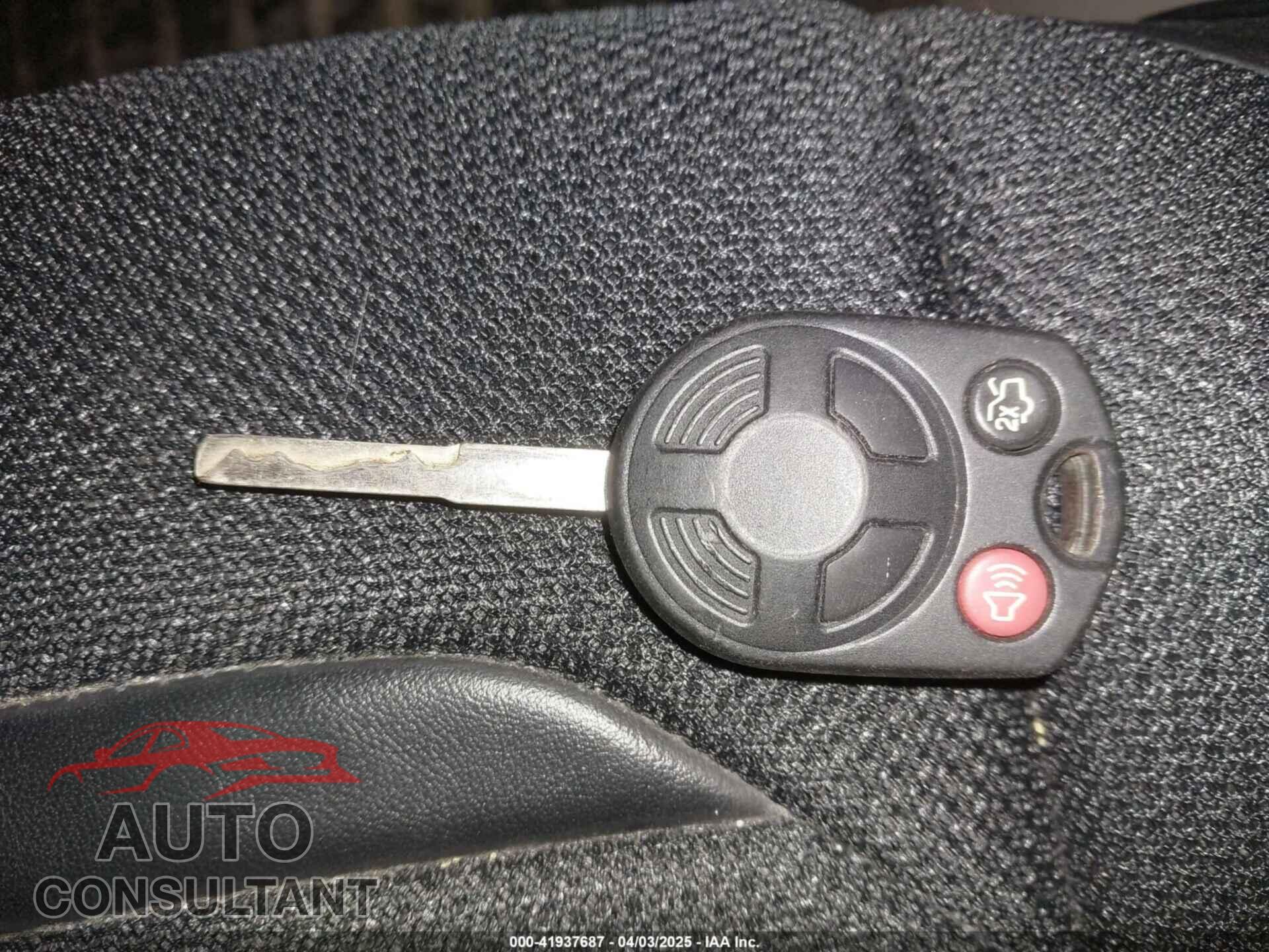 FORD FOCUS 2015 - 1FADP3F24FL285287