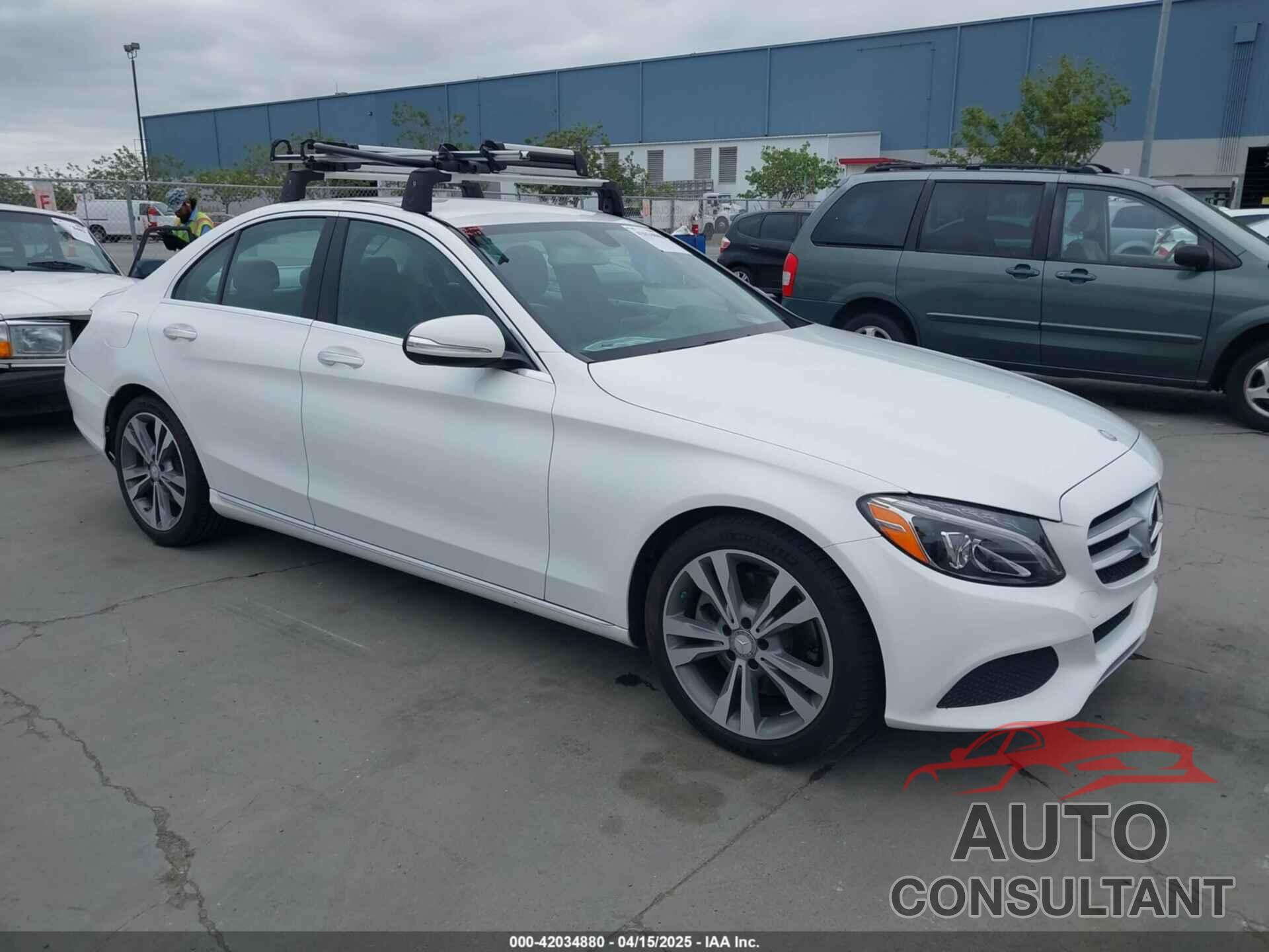 MERCEDES-BENZ C 300 2015 - 55SWF4KB2FU035579