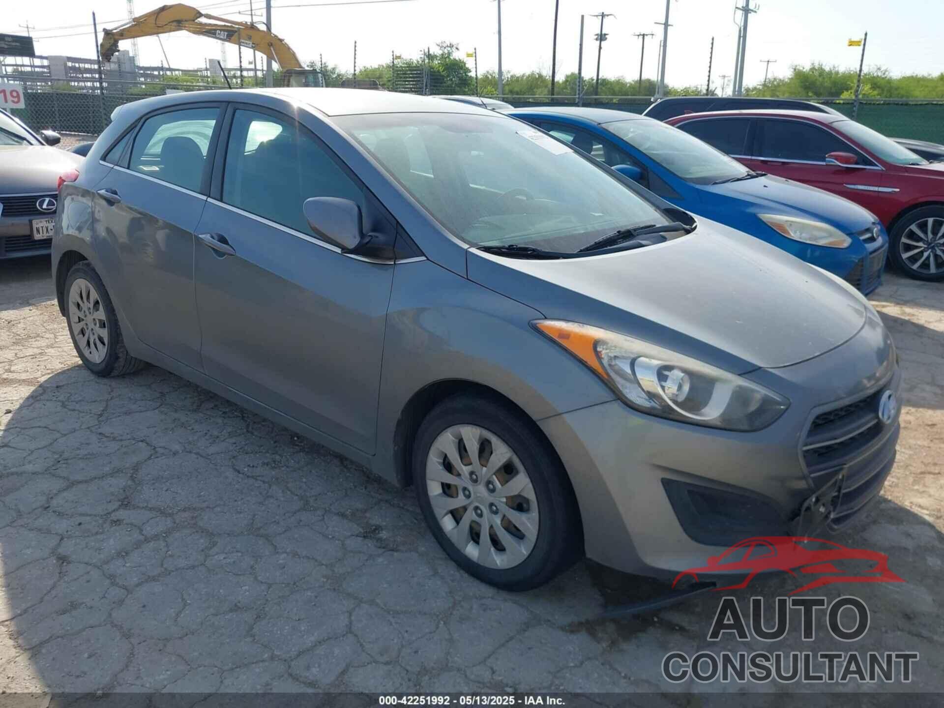 HYUNDAI ELANTRA GT 2017 - KMHD35LH6HU372210