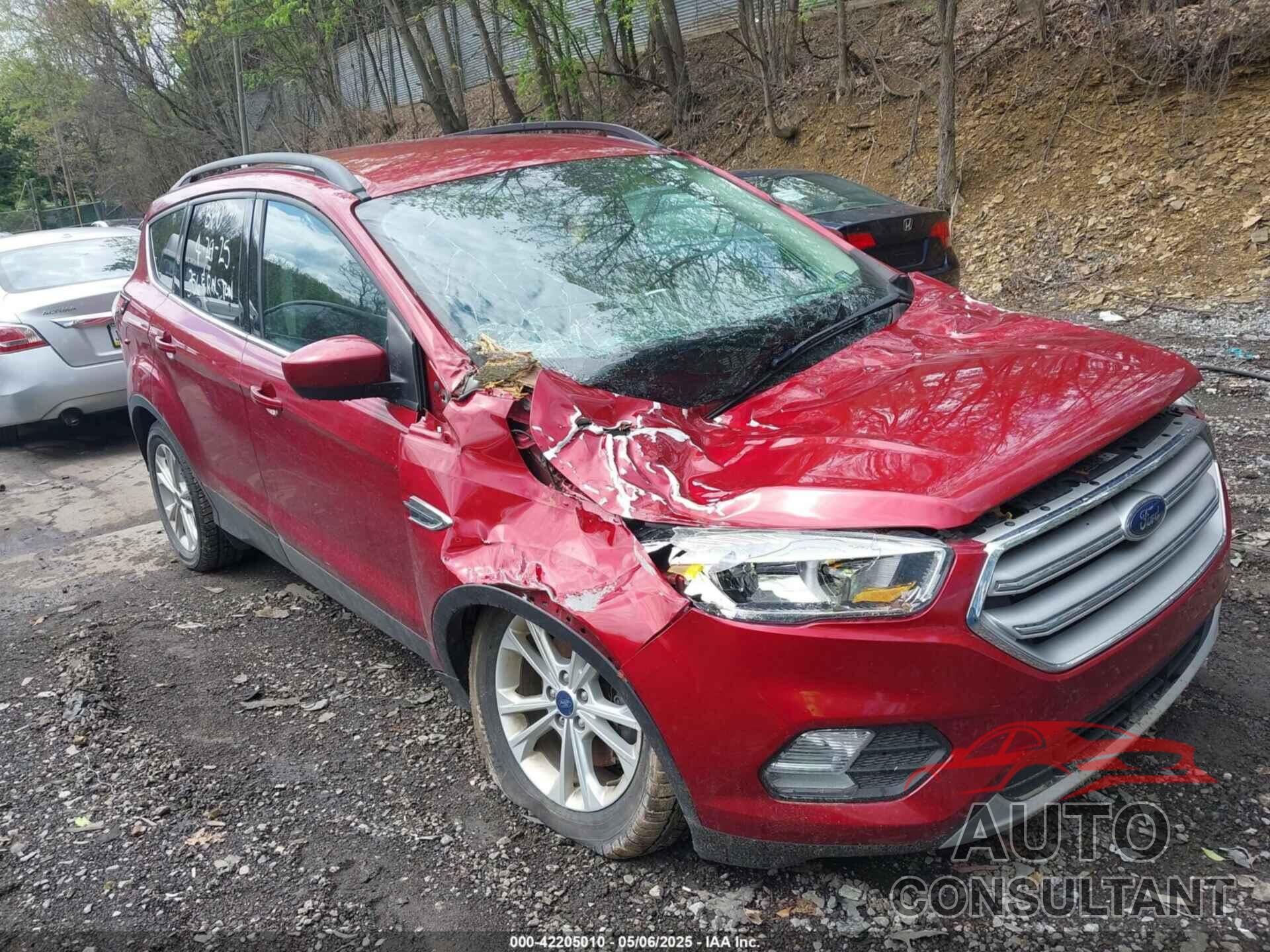 FORD ESCAPE 2018 - 1FMCU9GD4JUD27389