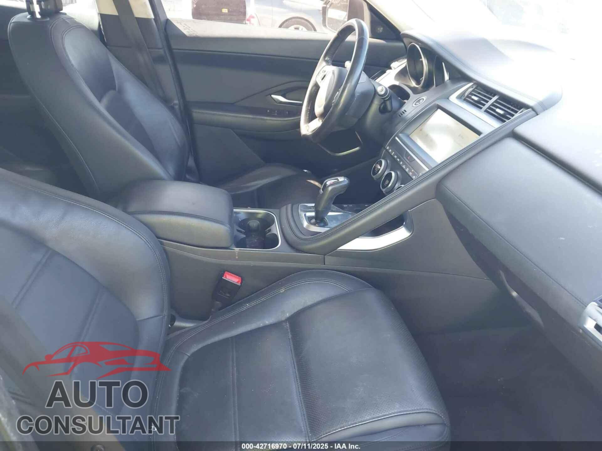 JAGUAR E-PACE 2018 - SADFJ2FX1J1Z14653